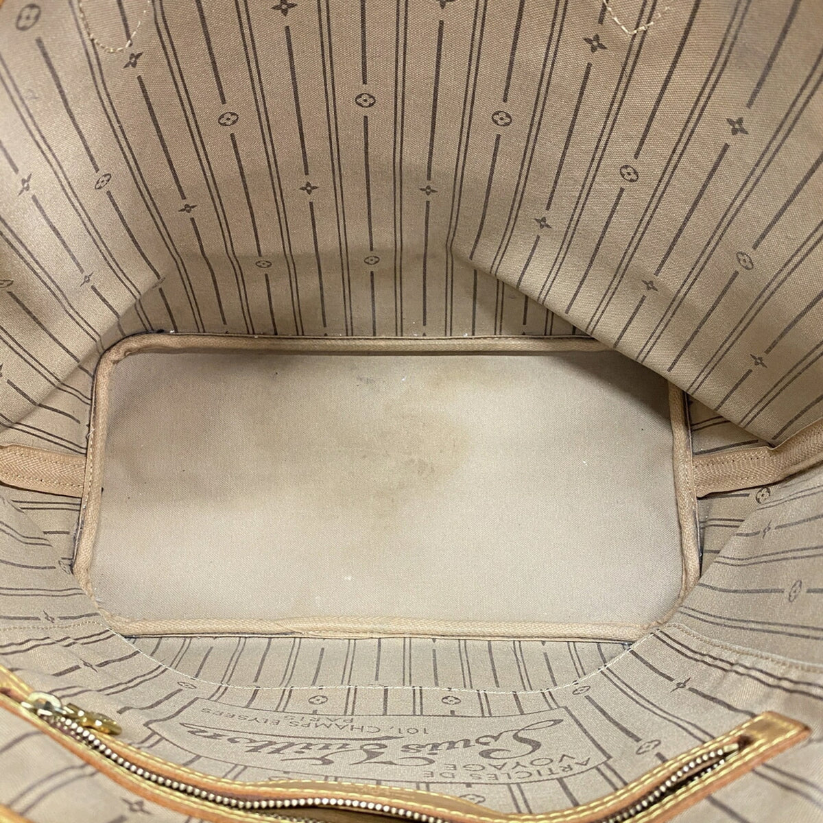 Louis Vuitton Brown Tote Bag (Pre-Owned)