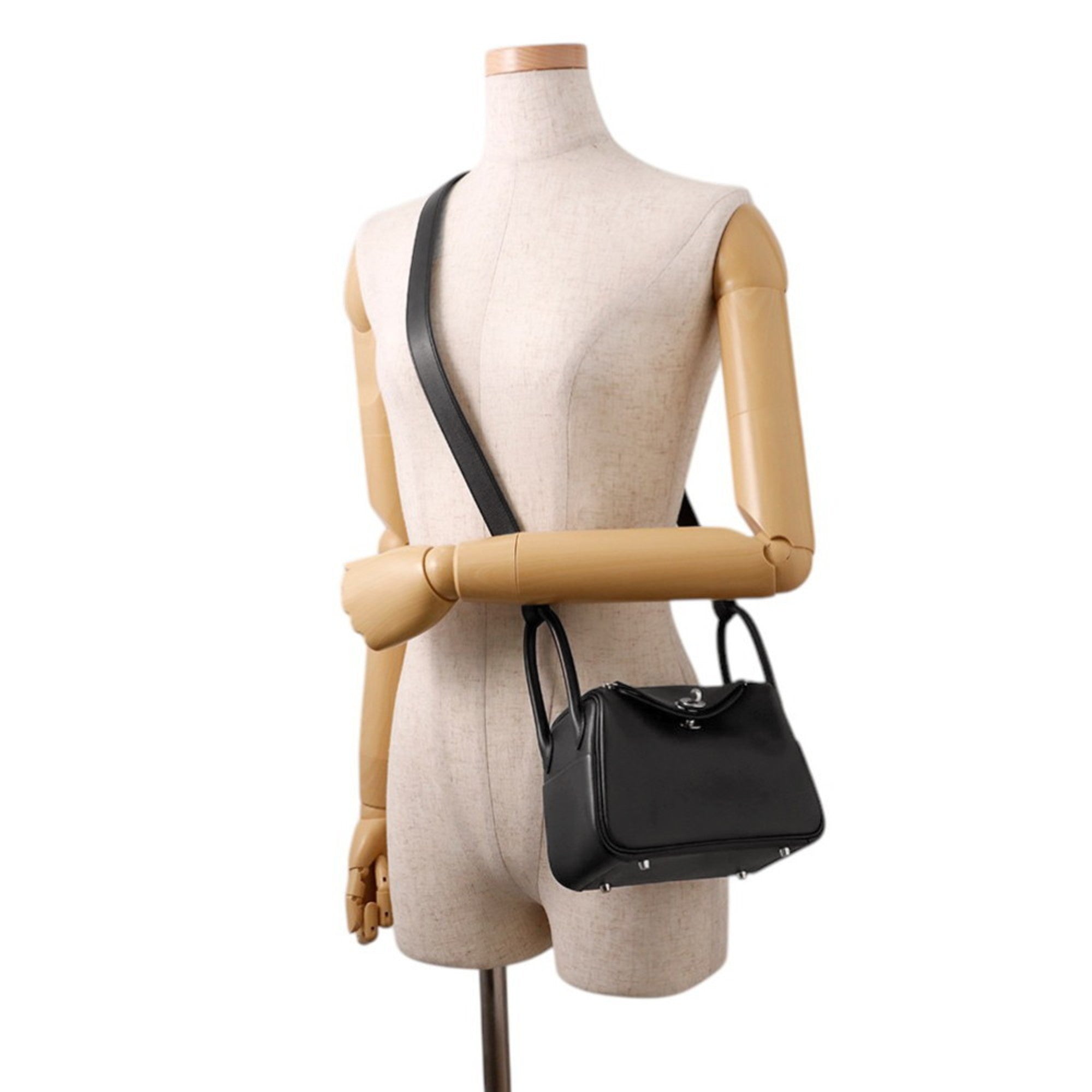 Hermes Black Handbag (Pre-Owned)