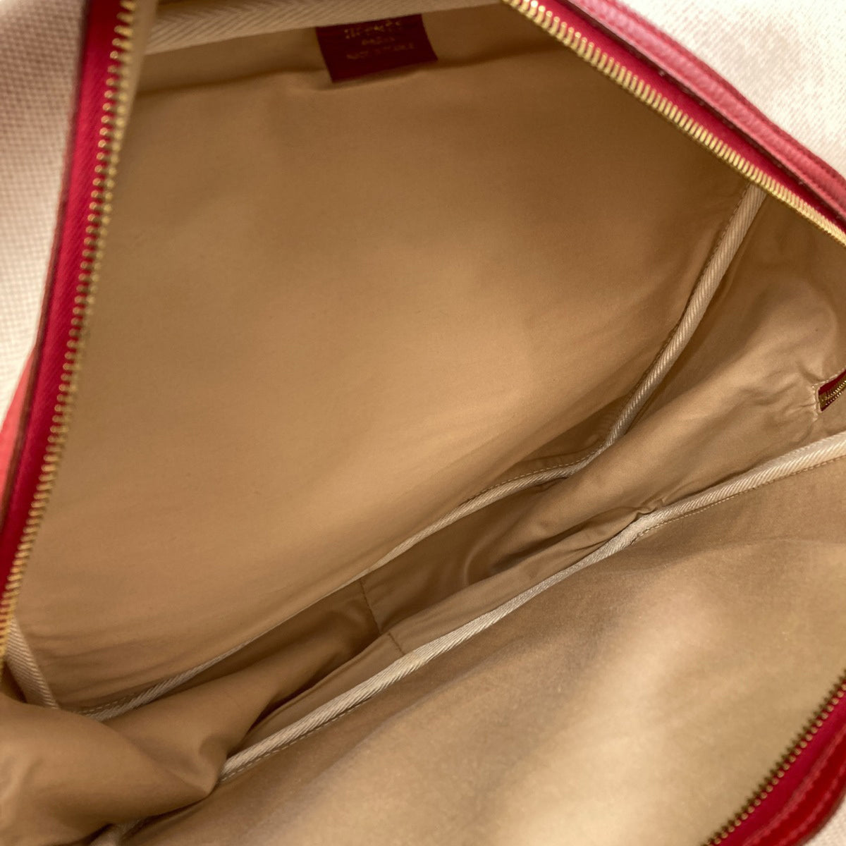 Hermes Natural Red Color Shoulder Bag (Pre-Owned)