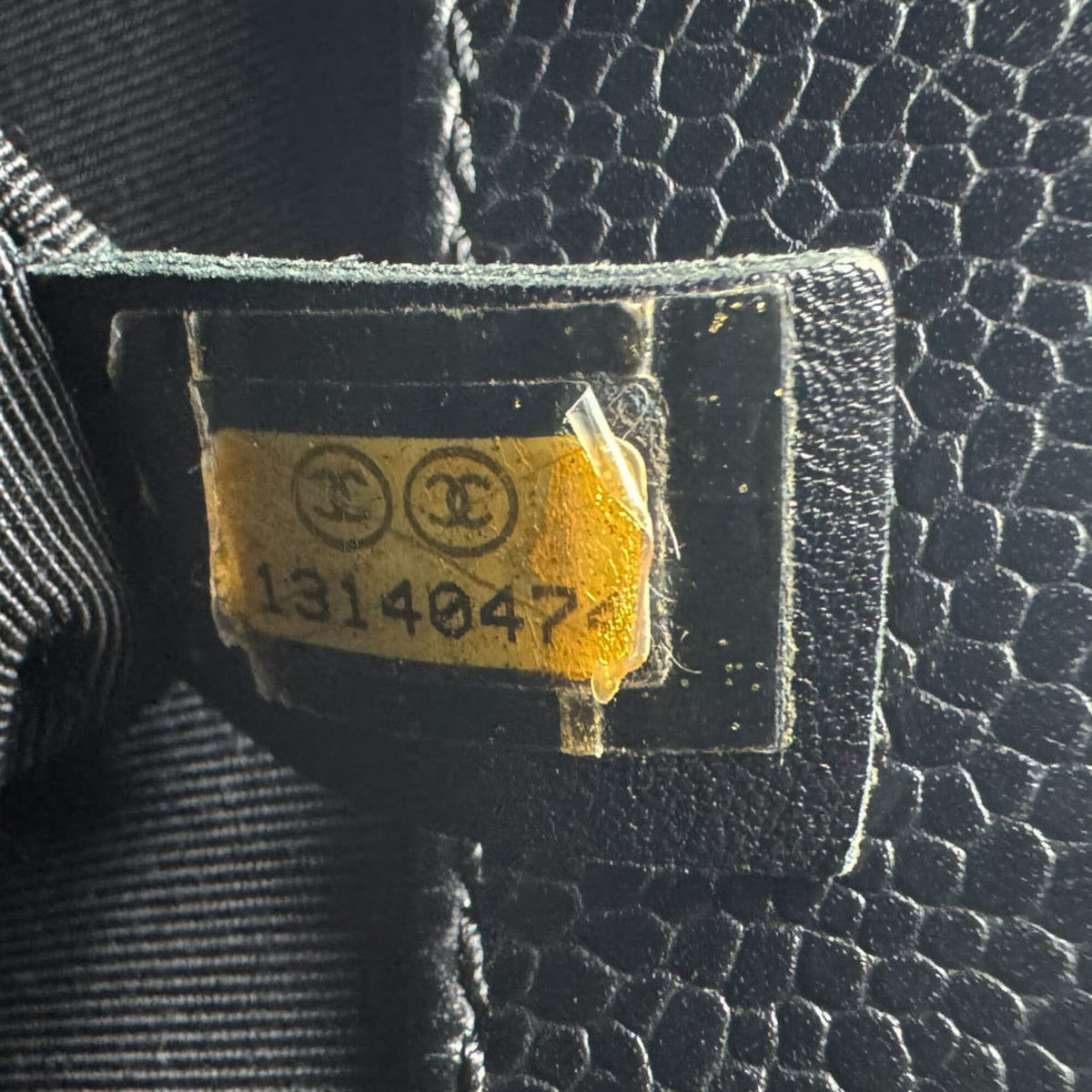 Chanel Black Grained Calfskin Tote Bag (Pre-Owned)