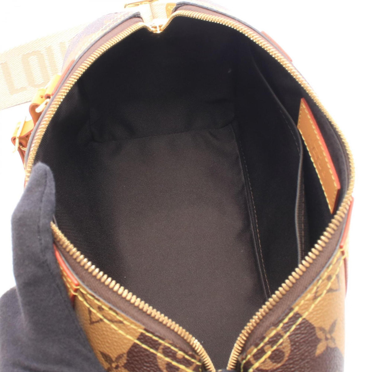 Louis Vuitton Brown Pvc Leather Handbag Shoulder Bag (Pre-Owned)