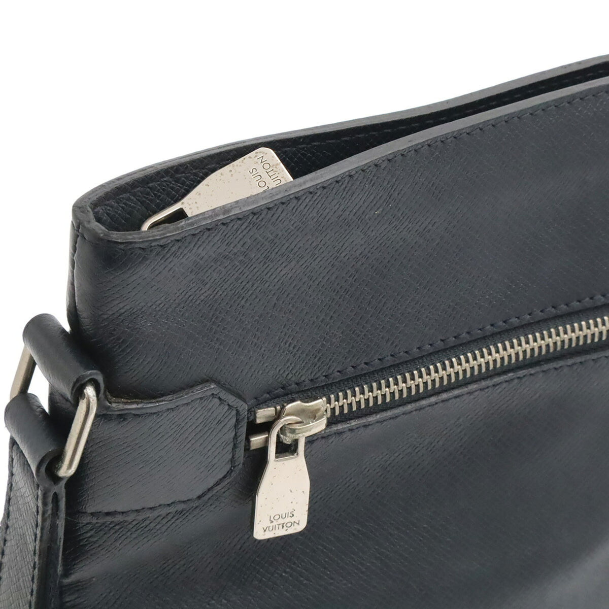 Louis Vuitton Boreal Taiga Leather Shoulder Bag (Pre-Owned)