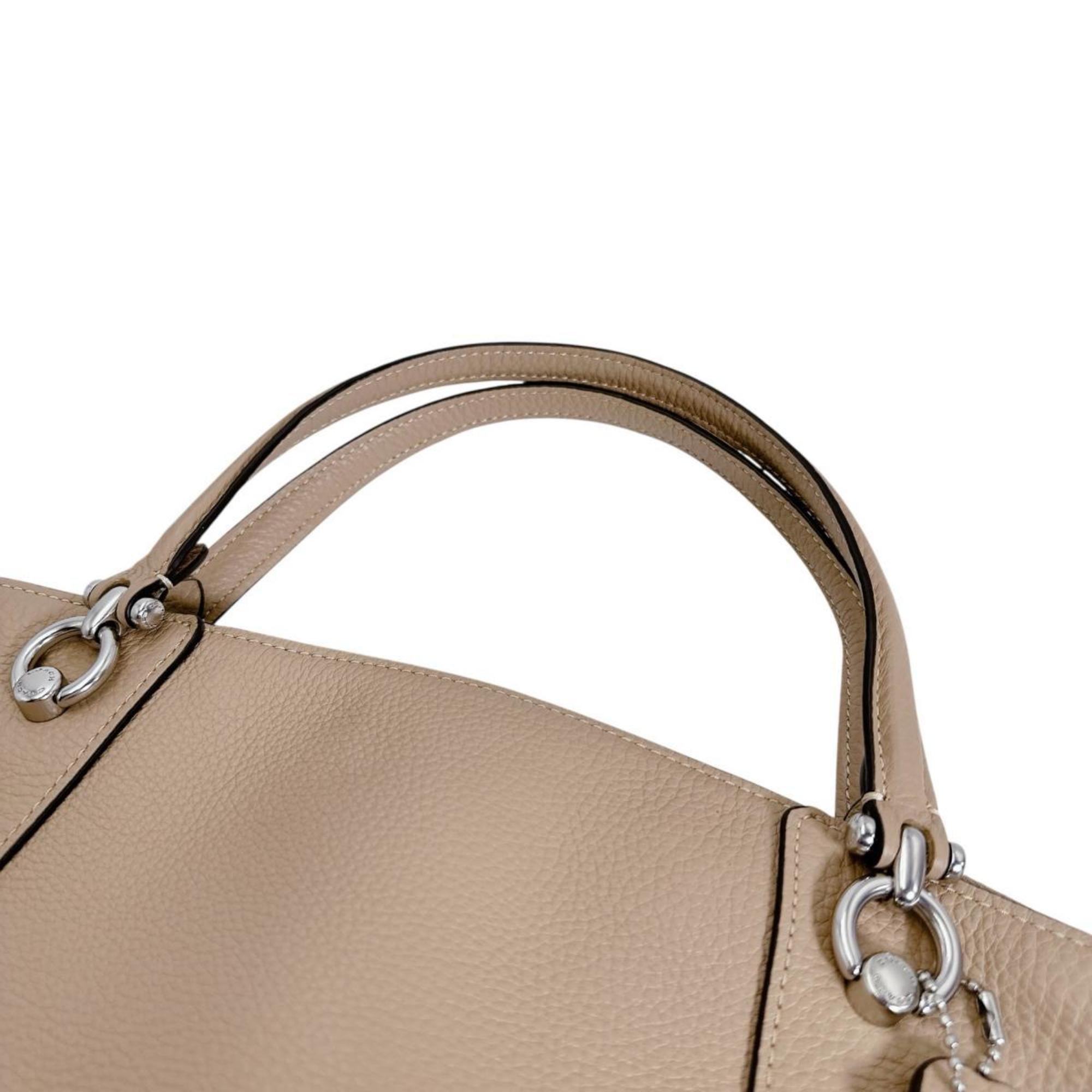 Coach Beige Leather Handbag (Pre-Owned)