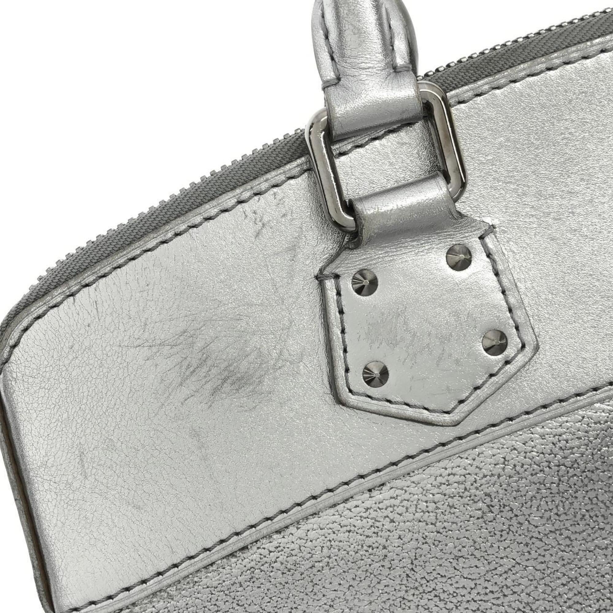 Louis Vuitton Silver Leather Handbag (Pre-Owned)