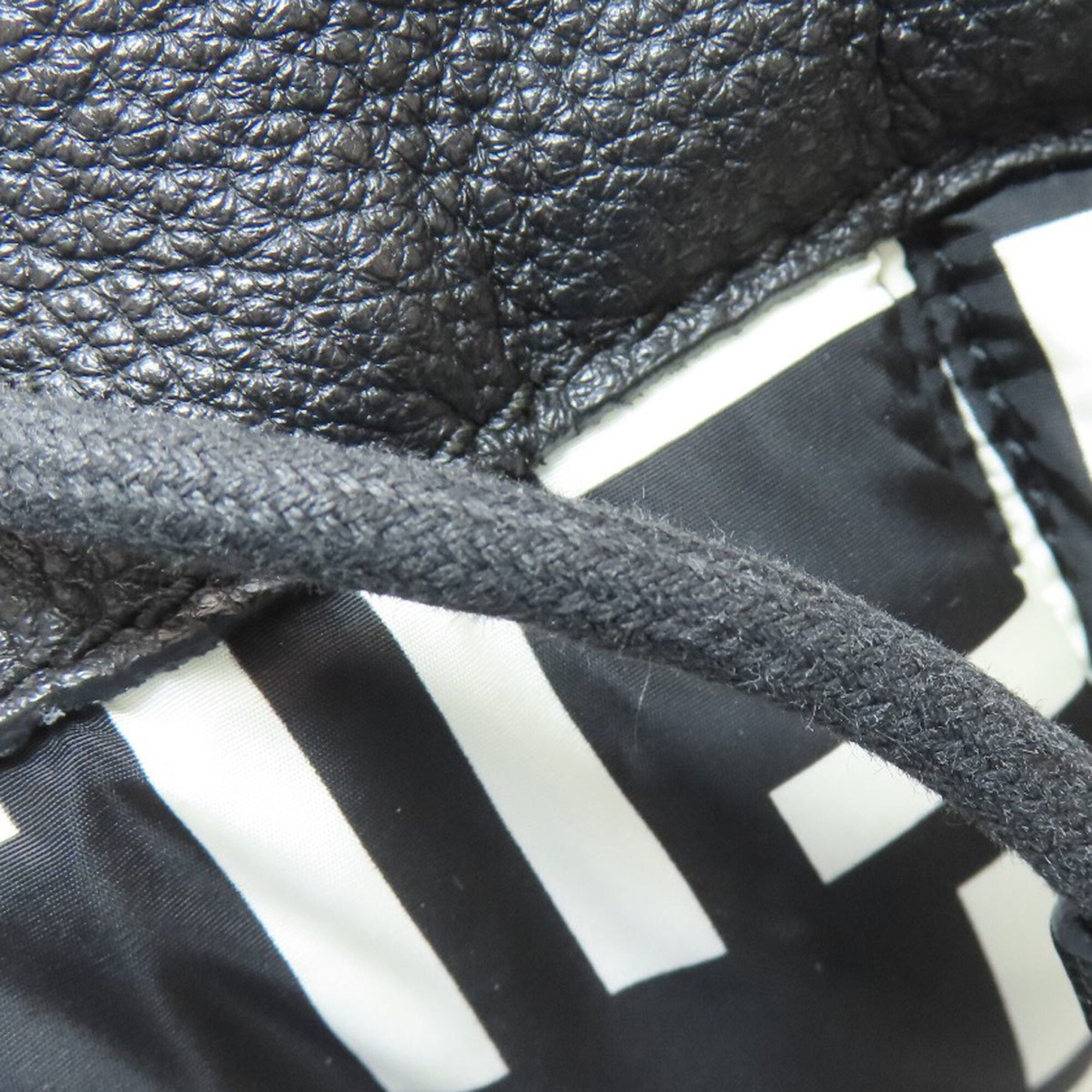 Balenciaga Black Nylon Backpack (Pre-Owned)