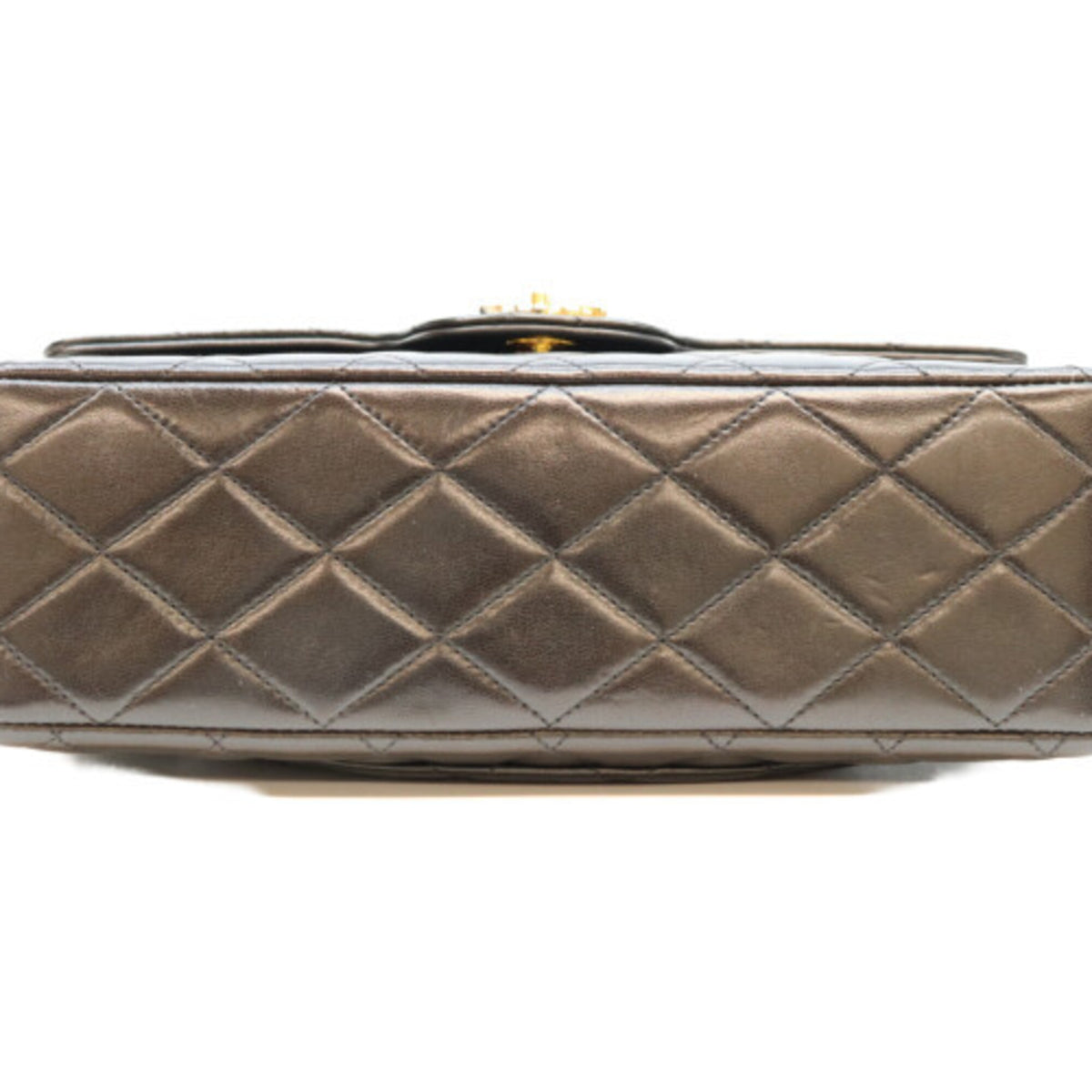 Chanel Black Leather Shoulder Bag (Pre-Owned)