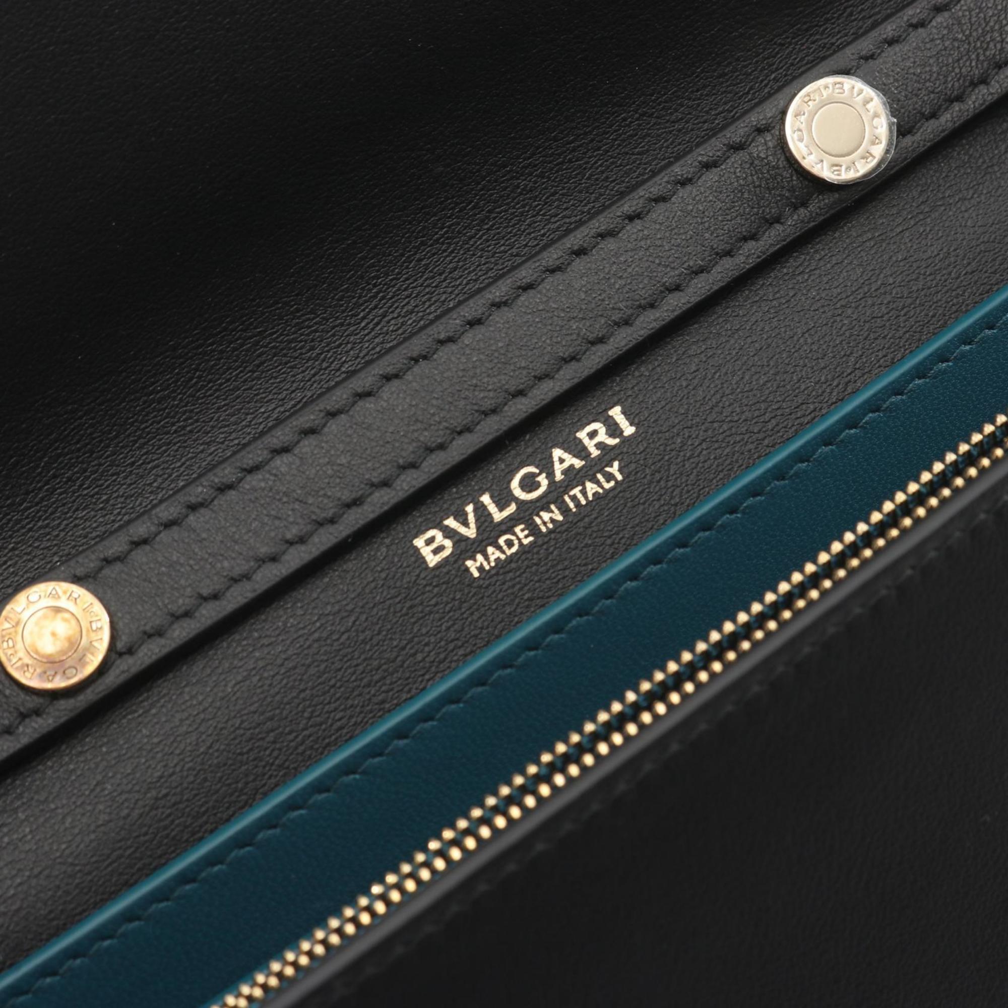 Bvlgari Black Leather Handbag Shoulder Bag (Pre-Owned)