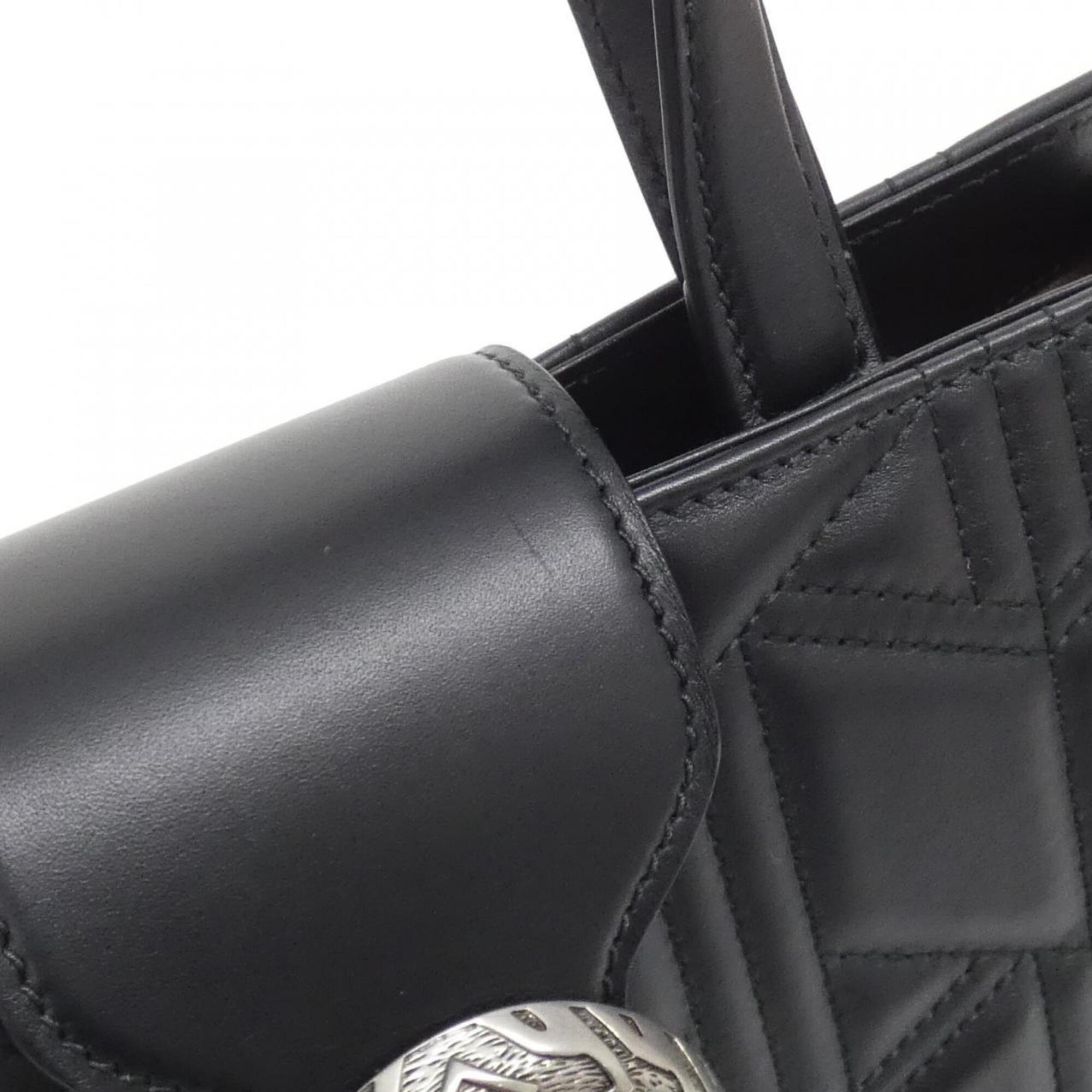 Gucci Black Quilting Leather Handbag (Pre-Owned)