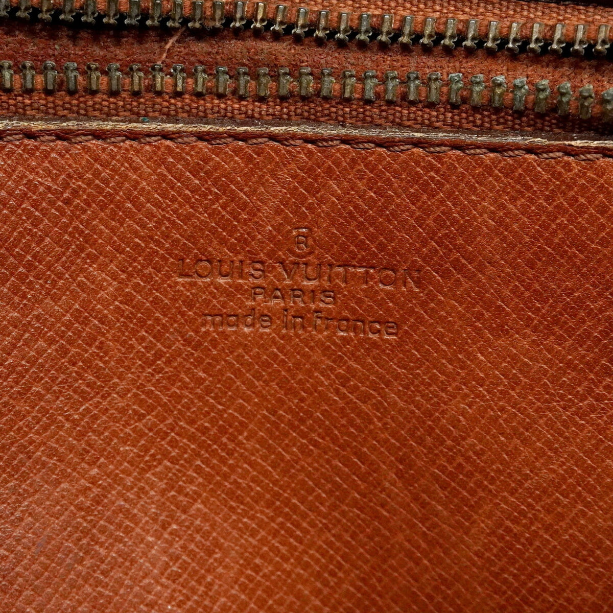 Louis Vuitton Brown Shoulder Bag (Pre-Owned)