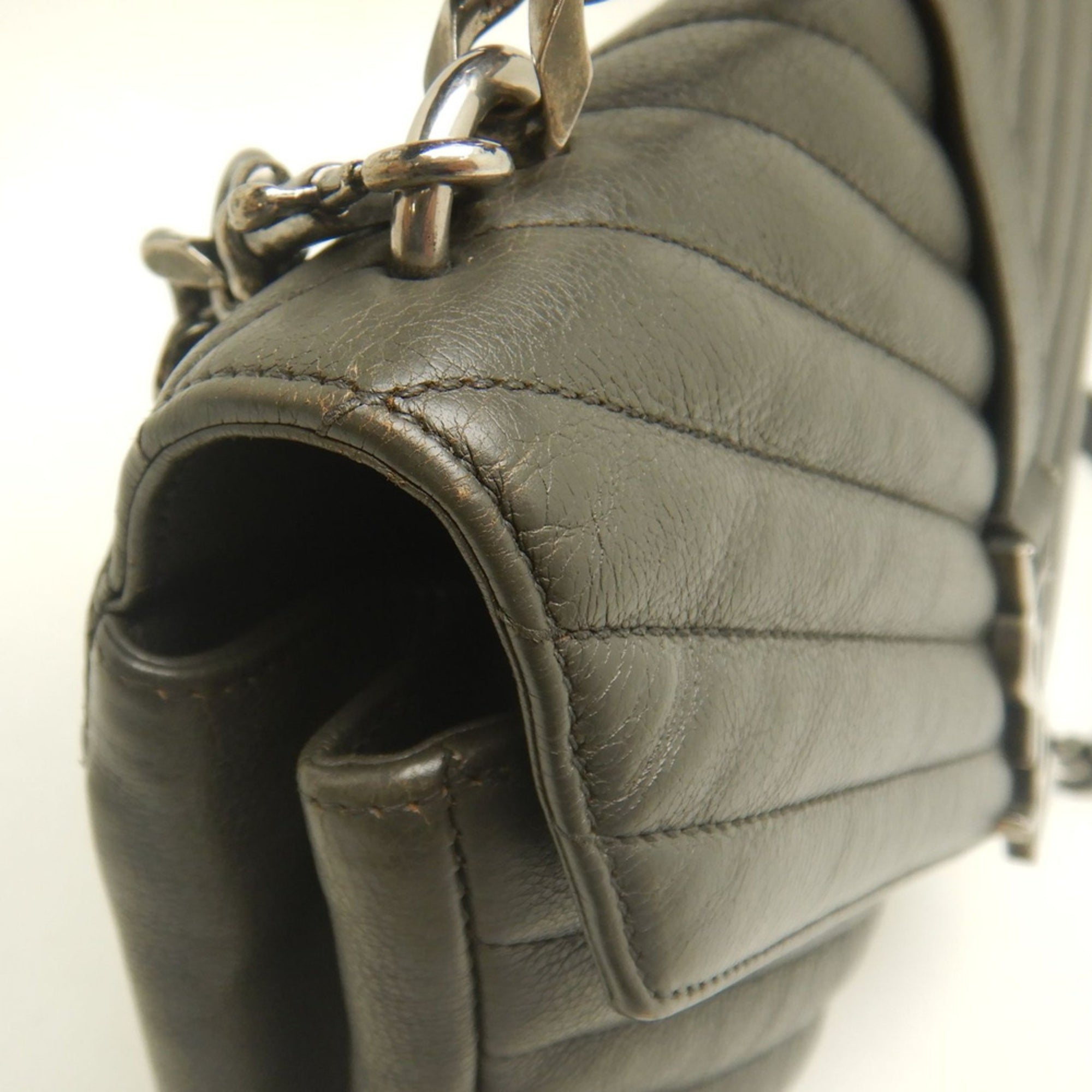 Yves Saint Laurent Gray Leather Handbag School Bag (Pre-Owned)