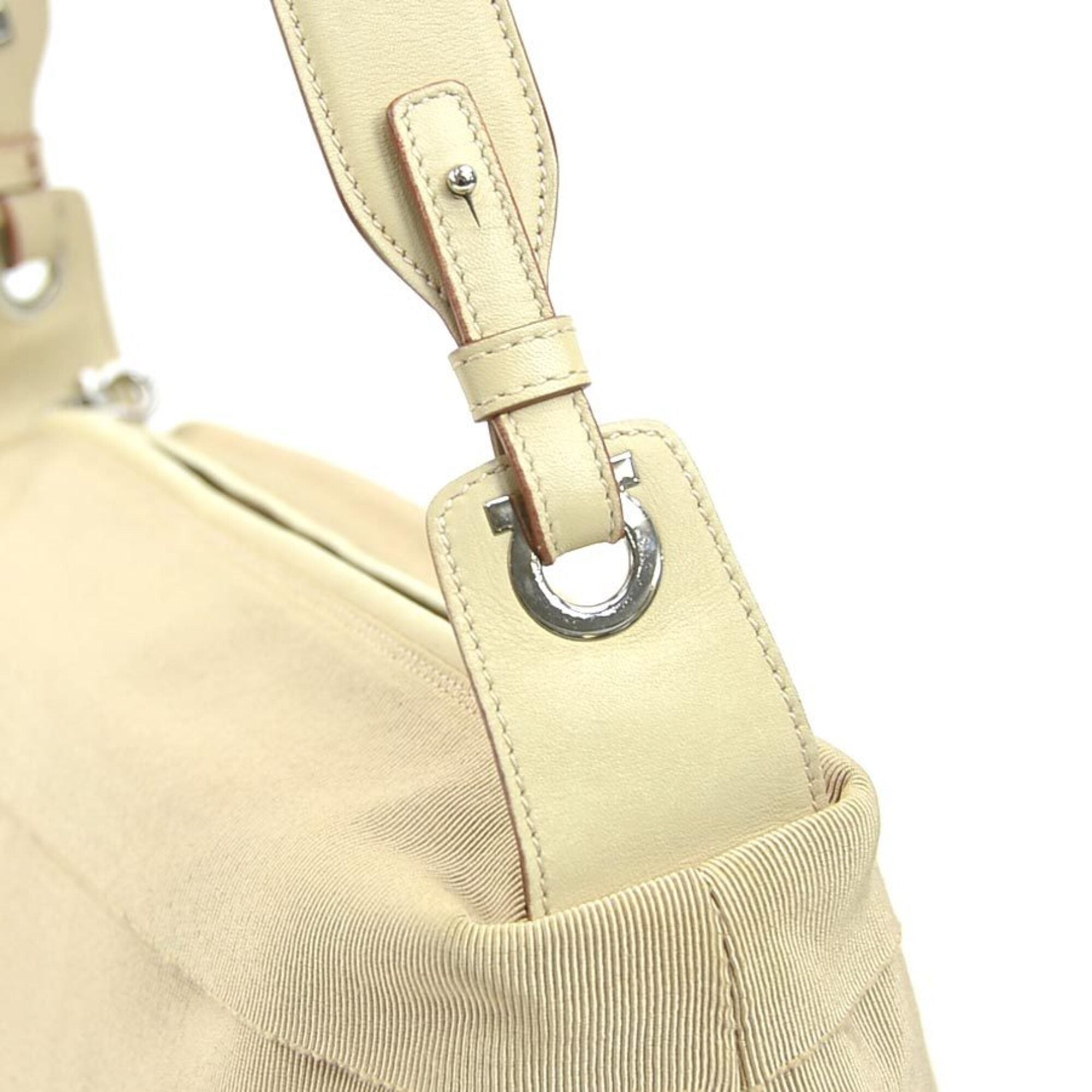 Salvatore Ferragamo Beige Canvas Leather Shoulder Bag (Pre-Owned)
