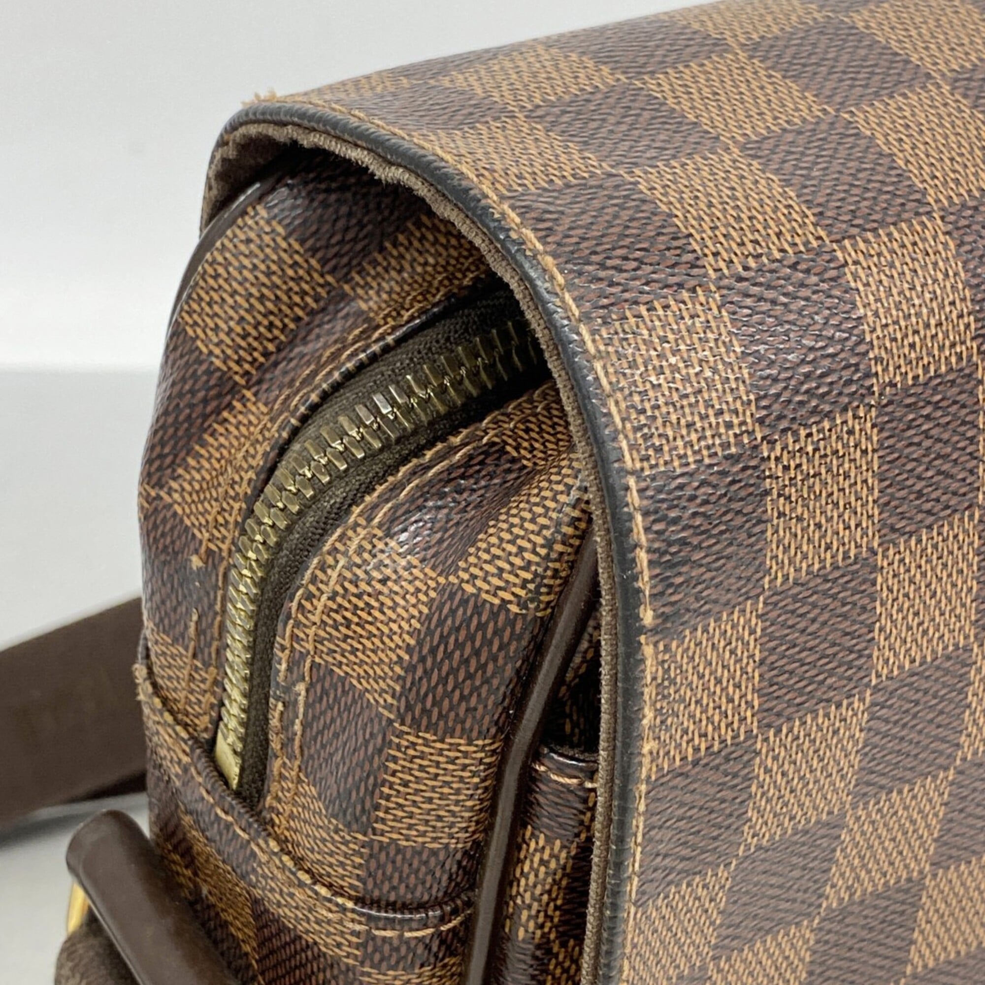 Louis Vuitton Ebene Shoulder Bag (Pre-Owned)