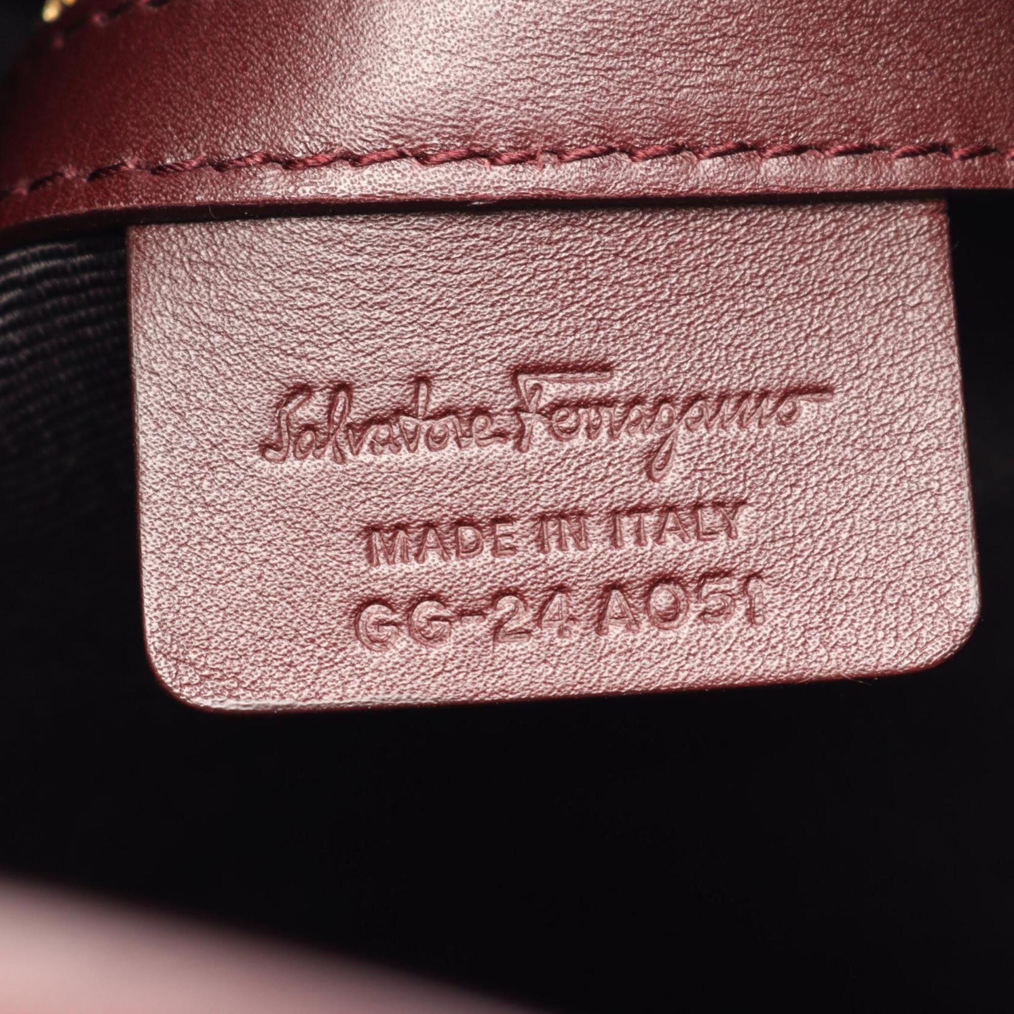 Salvatore Ferragamo Black Leather Backpack Handbag (Pre-Owned)