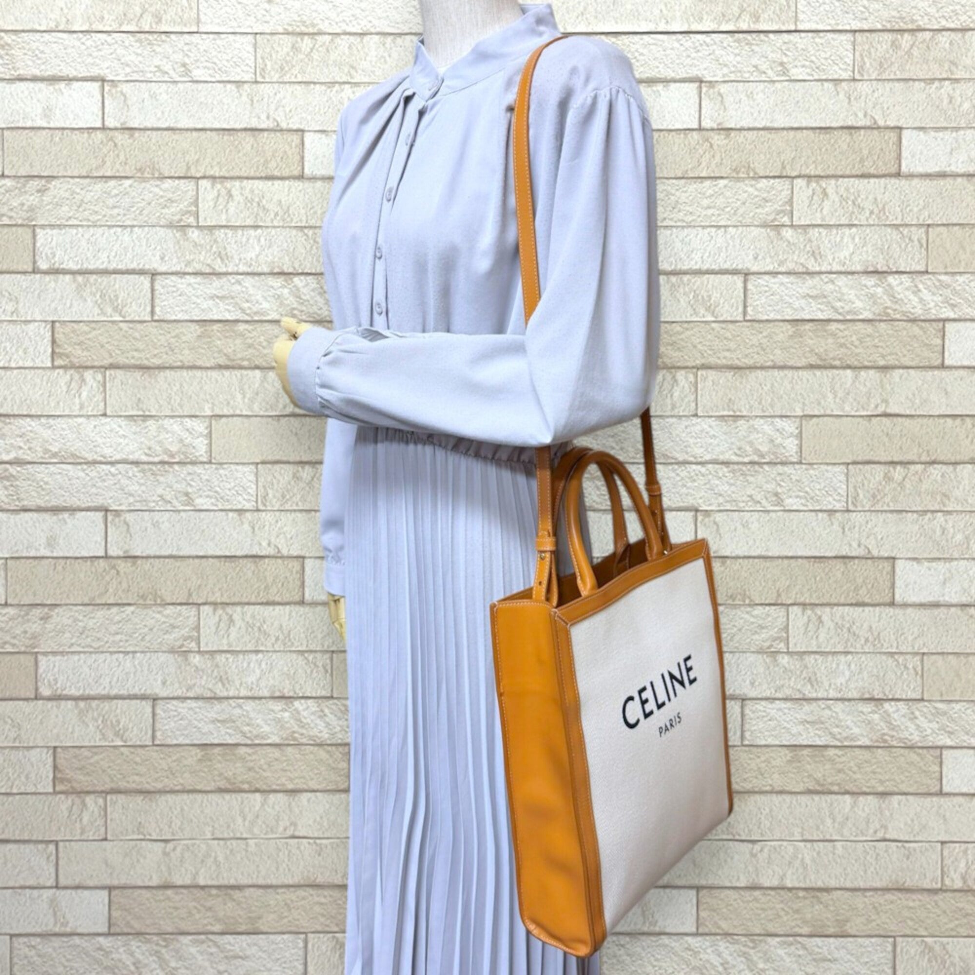 Celine Cabas White Canvas Leather Handbag Shoulder Bag (Pre-Owned)