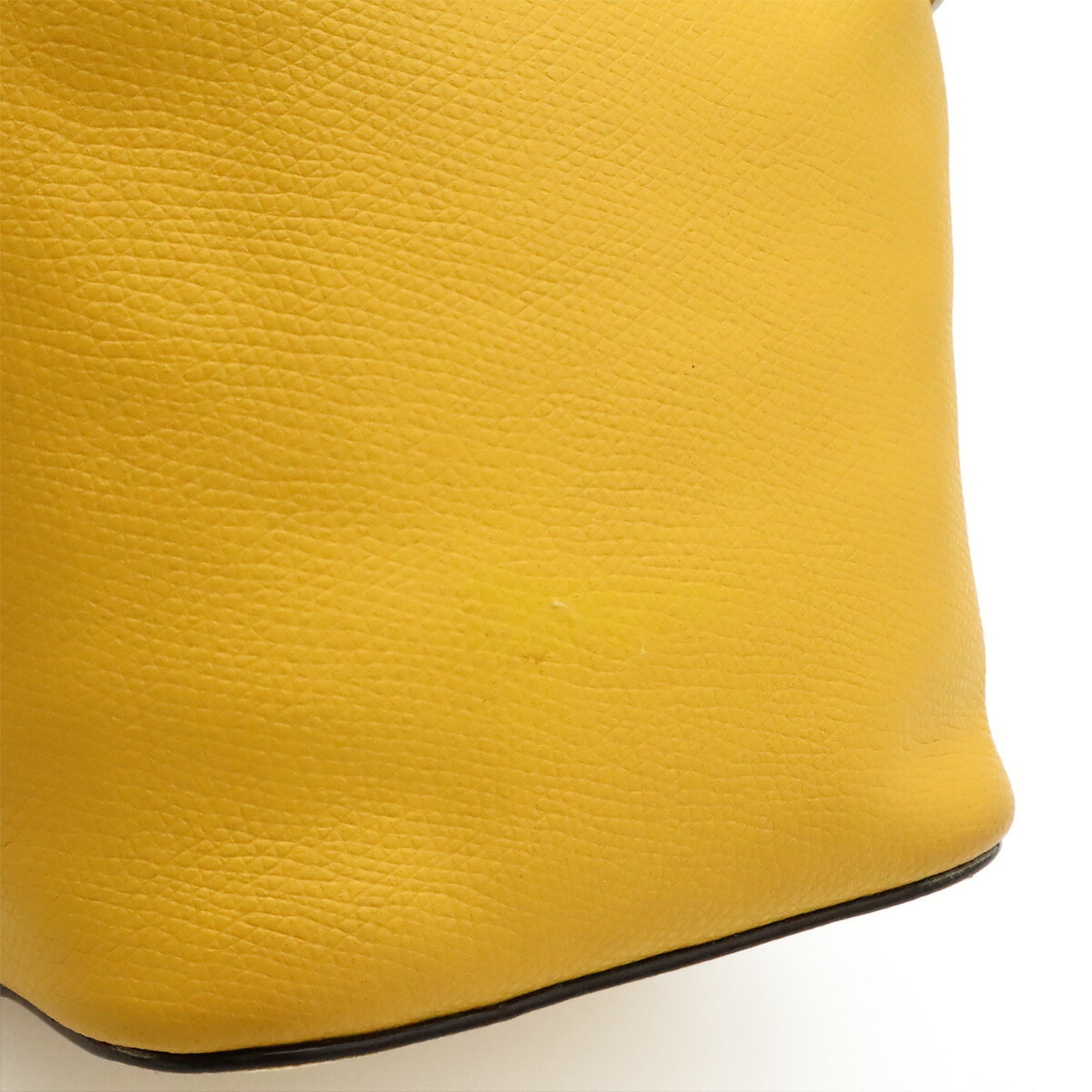 Fendi Yellow Leather Handbag Shoulder Bag (Pre-Owned)