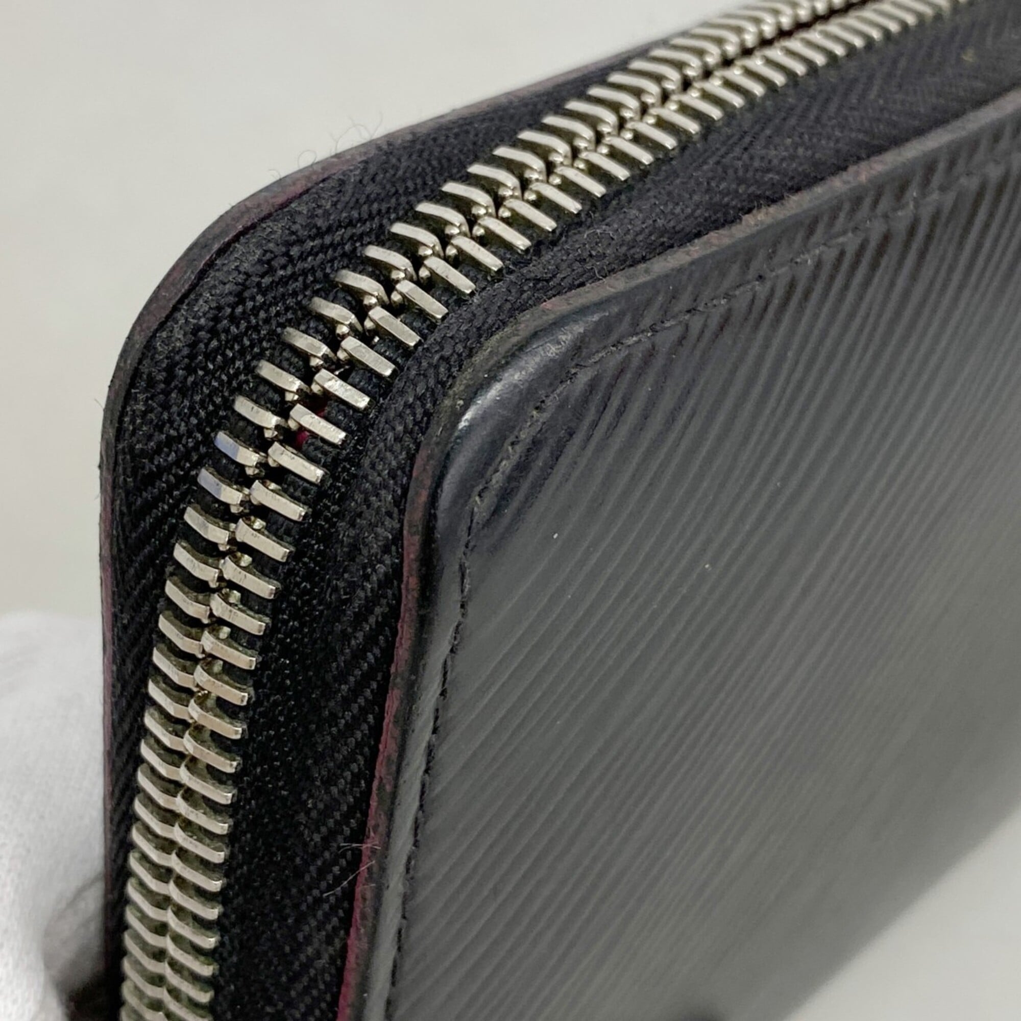 Louis Vuitton Hot Pink Noir Long Wallet (Bi-Fold) (Pre-Owned)