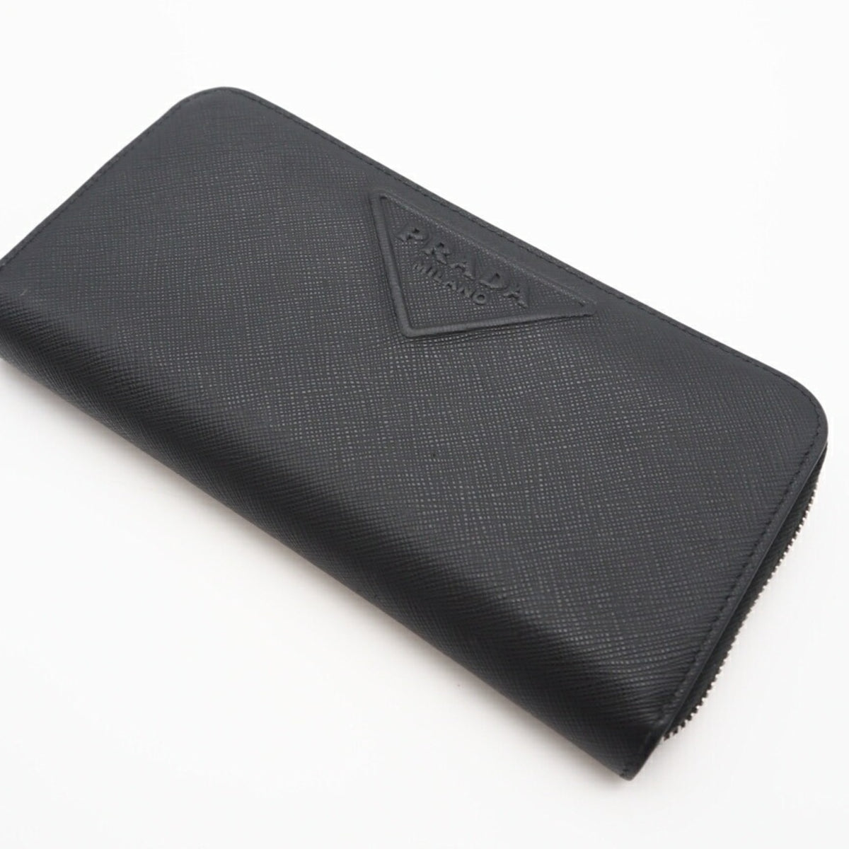 Prada Saffiano Black Leather Saffiano Long Wallet (Bi-Fold) (Pre-Owned)