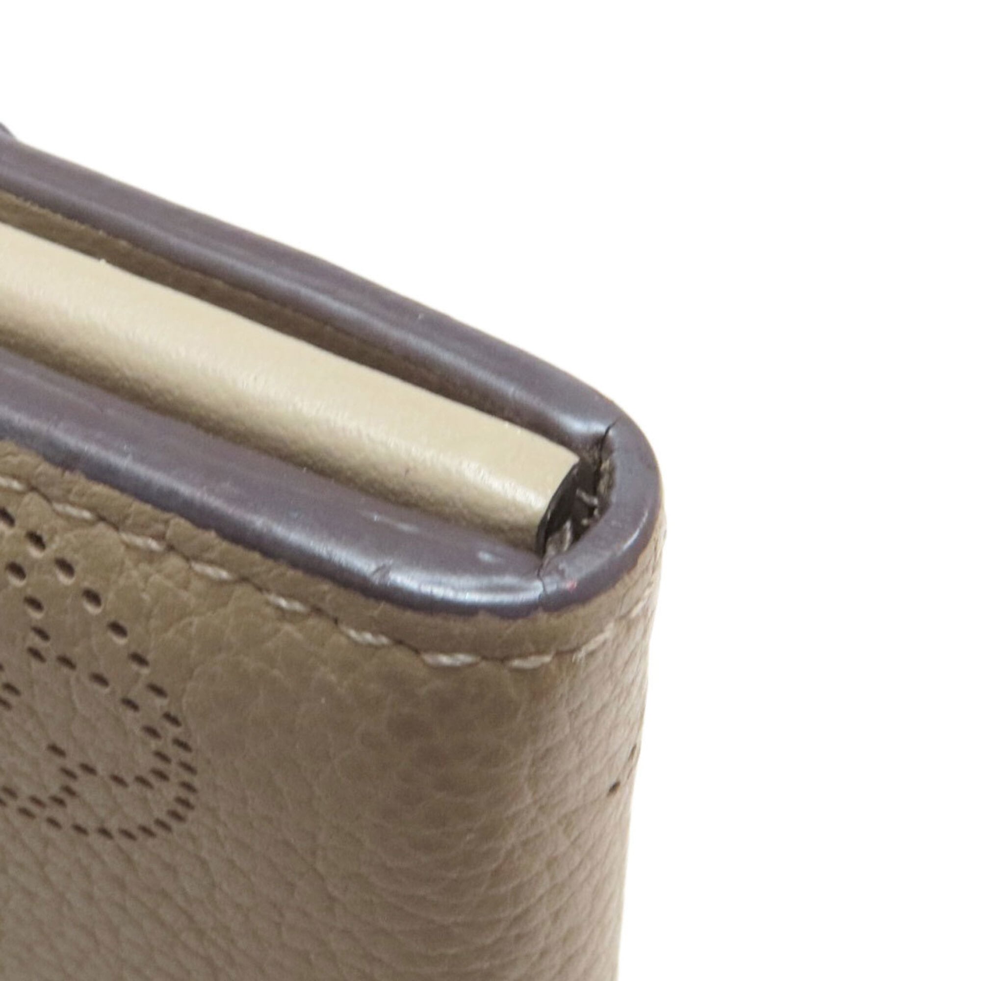 Louis Vuitton Galle Mahina Leather Leather Long Wallet (Bi-Fold) (Pre-Owned)