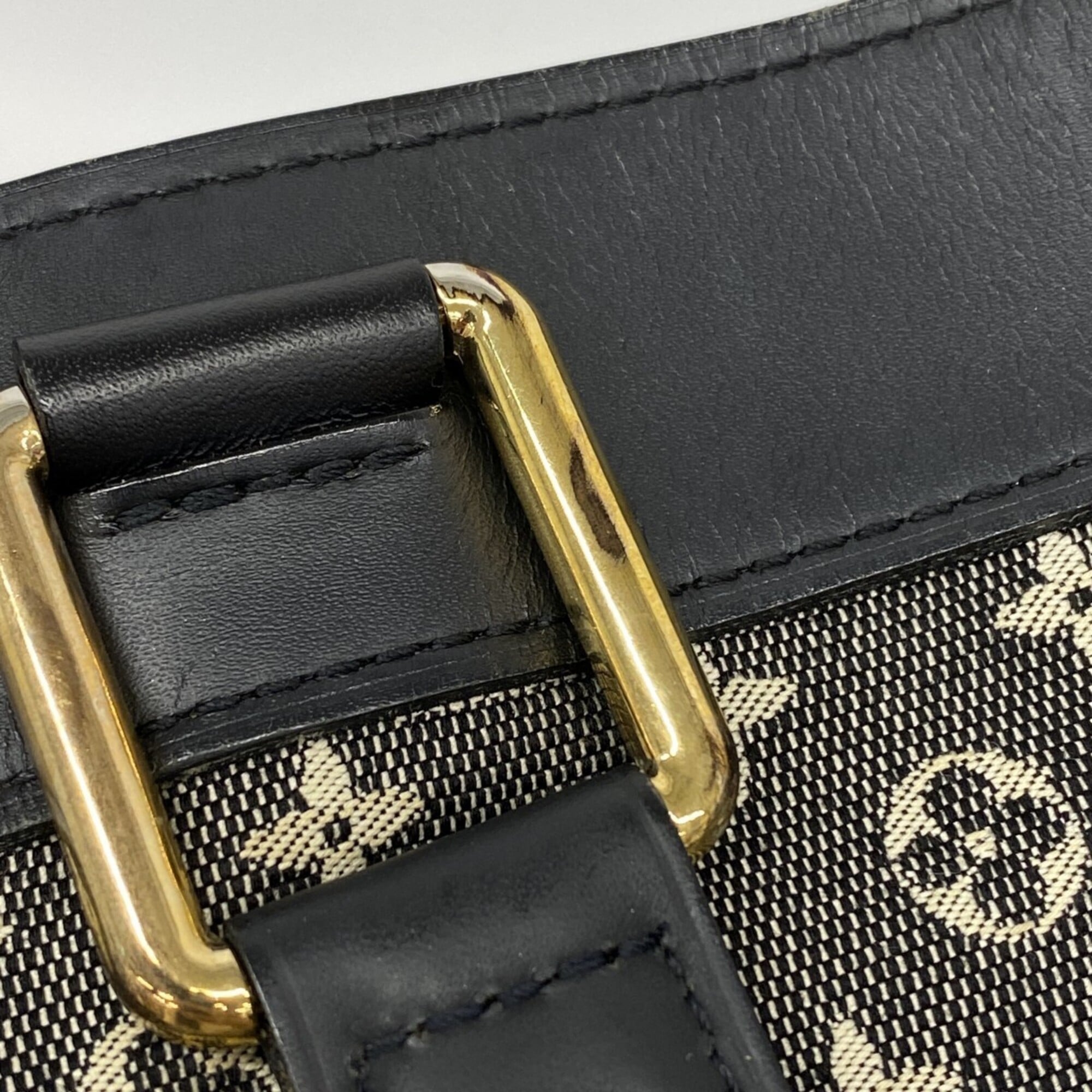 Louis Vuitton Noir Tote Bag (Pre-Owned)