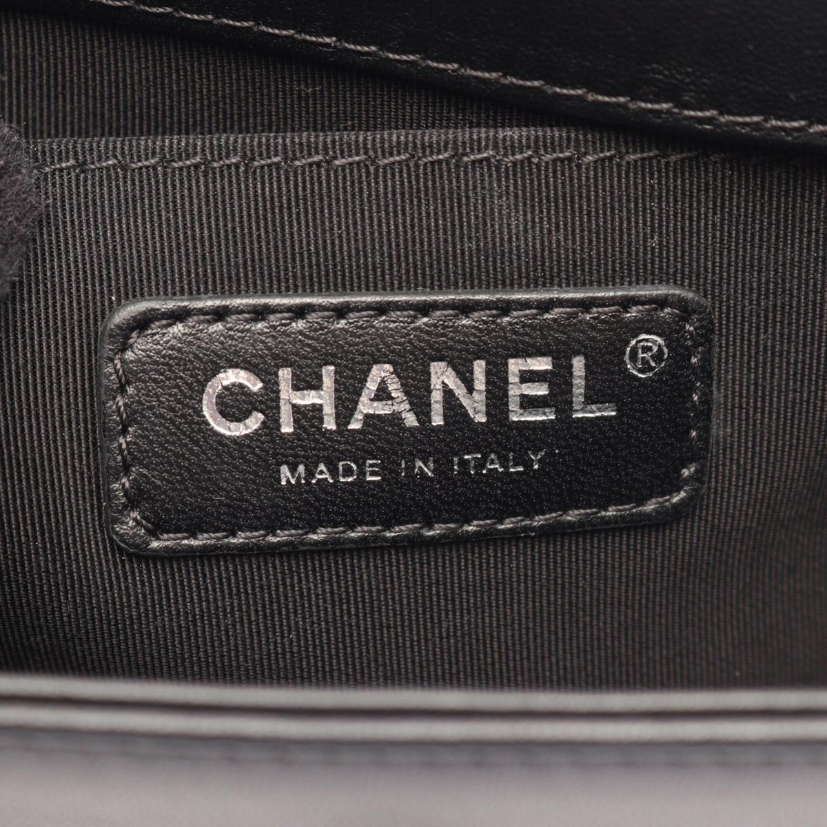 Chanel Black Leather Handbag Shoulder Bag (Pre-Owned)