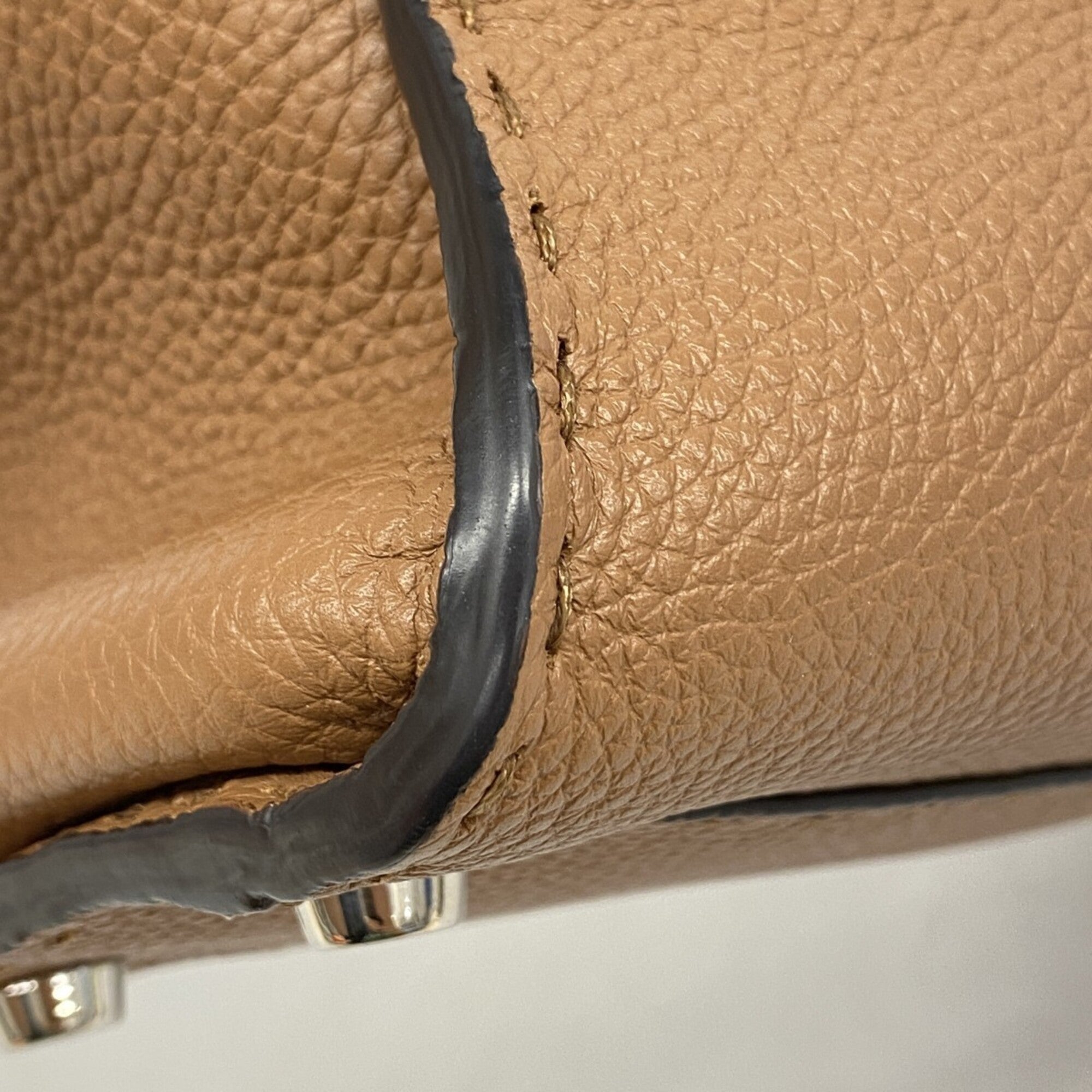 Fendi Brown Leather Handbag (Pre-Owned)
