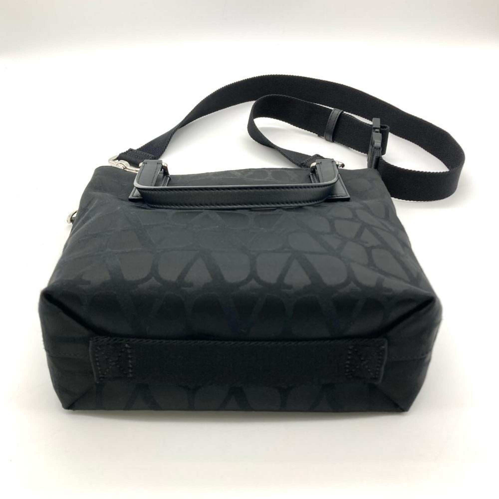 Valentino Black Leather Handbag Shoulder Bag Tote Bag (Pre-Owned)