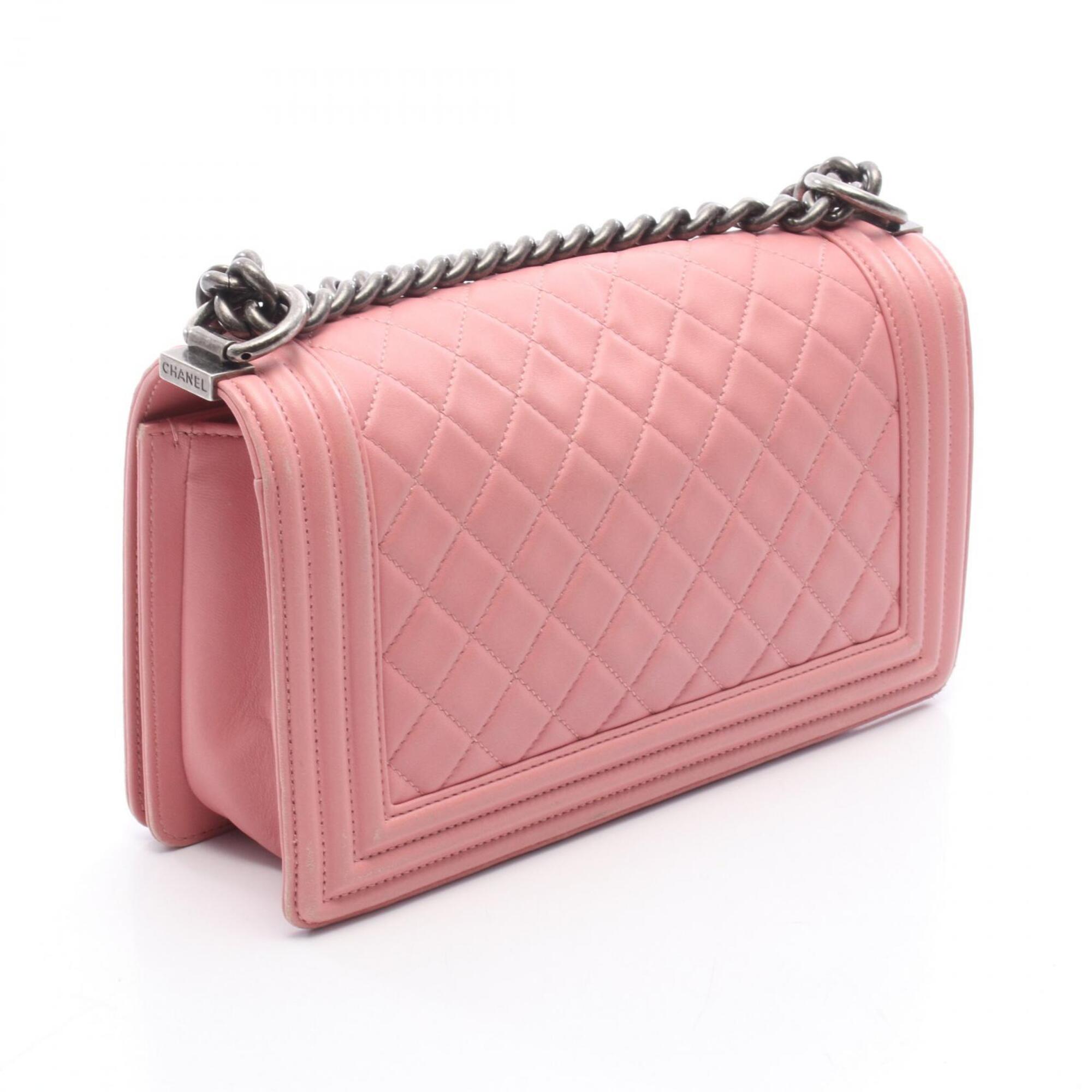 Chanel Boy Chanel Pink Leather Handbag Shoulder Bag (Pre-Owned)