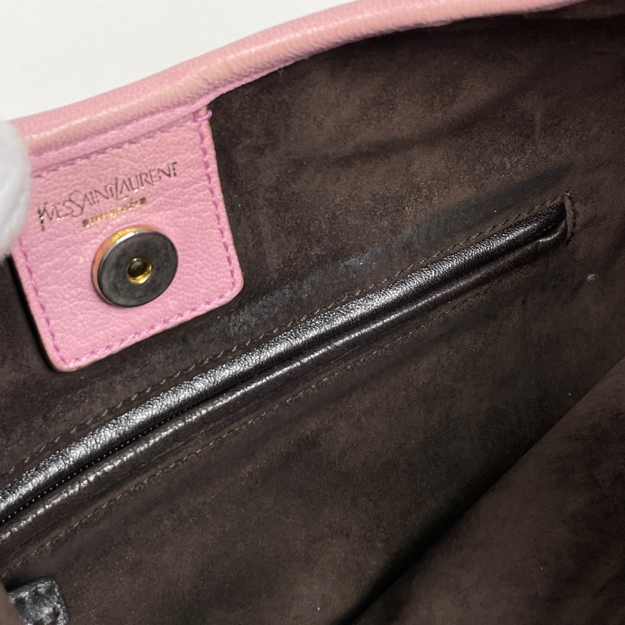 Yves Saint Laurent Pink Suede Shoulder Bag (Pre-Owned)