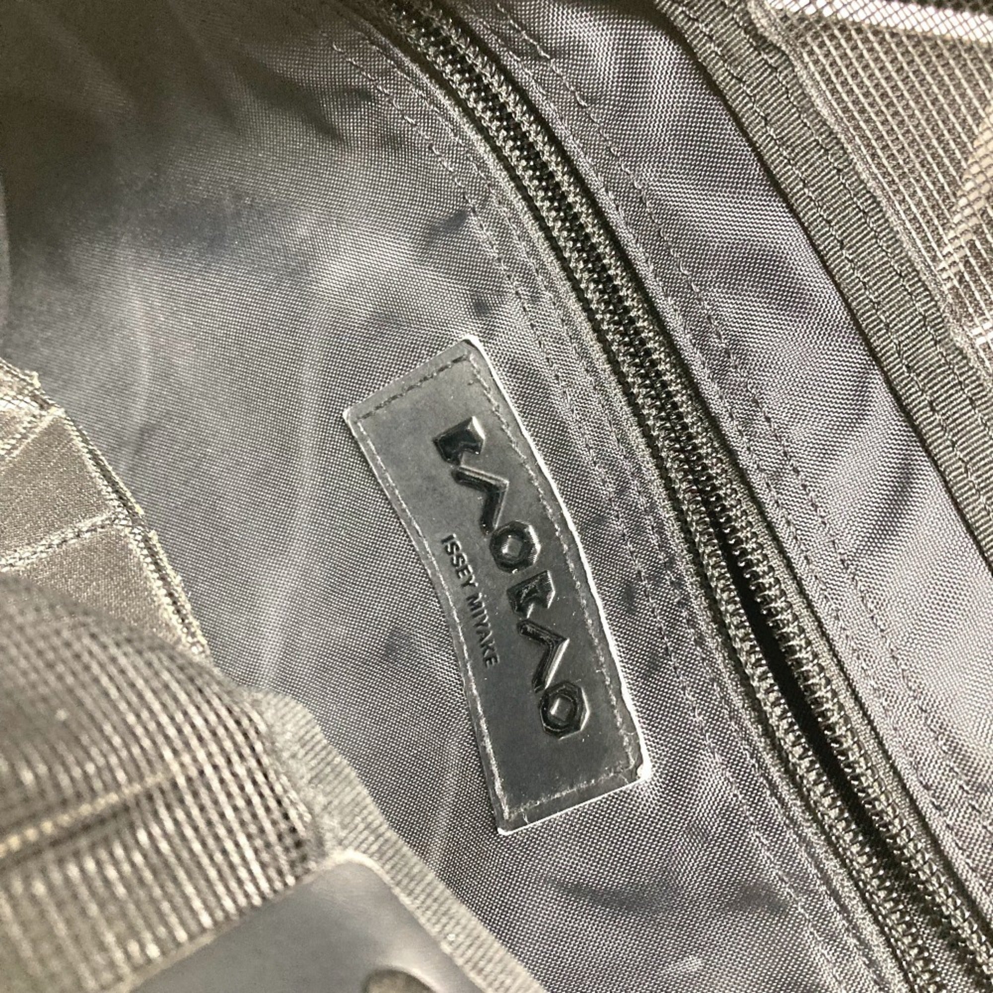 Issey Miyake Black Pvc Shoulder Bag Tote Bag (Pre-Owned)