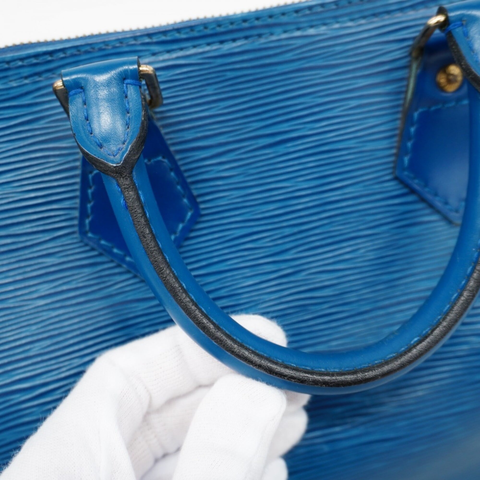 Louis Vuitton Toledo Blue Handbag (Pre-Owned)