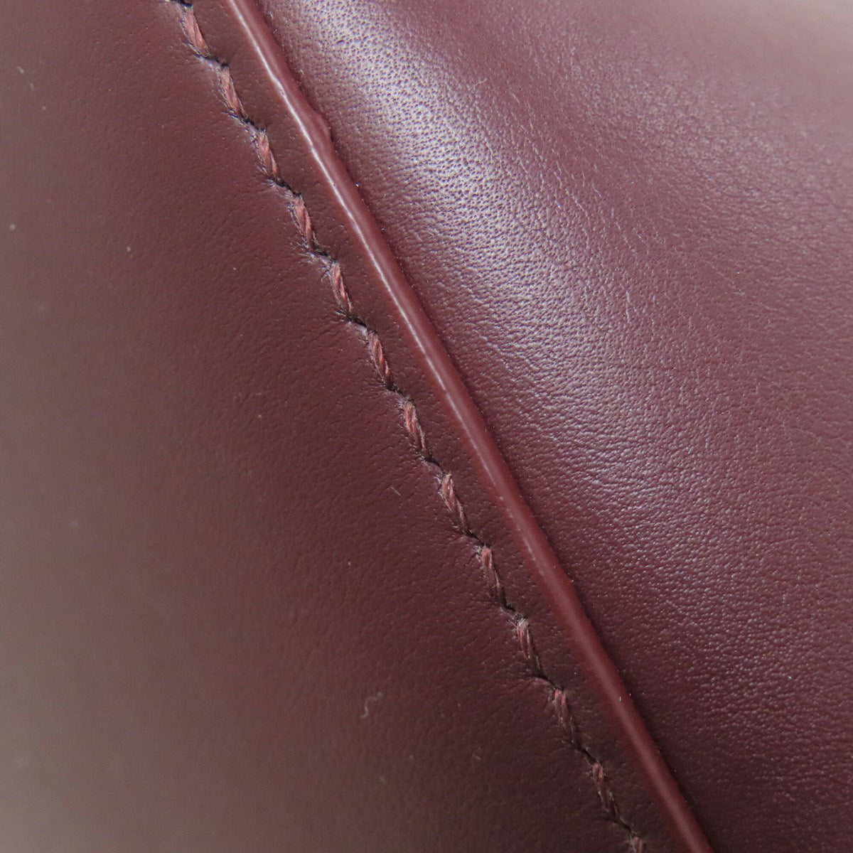 Loewe Burgundy Leather Handbag (Pre-Owned)
