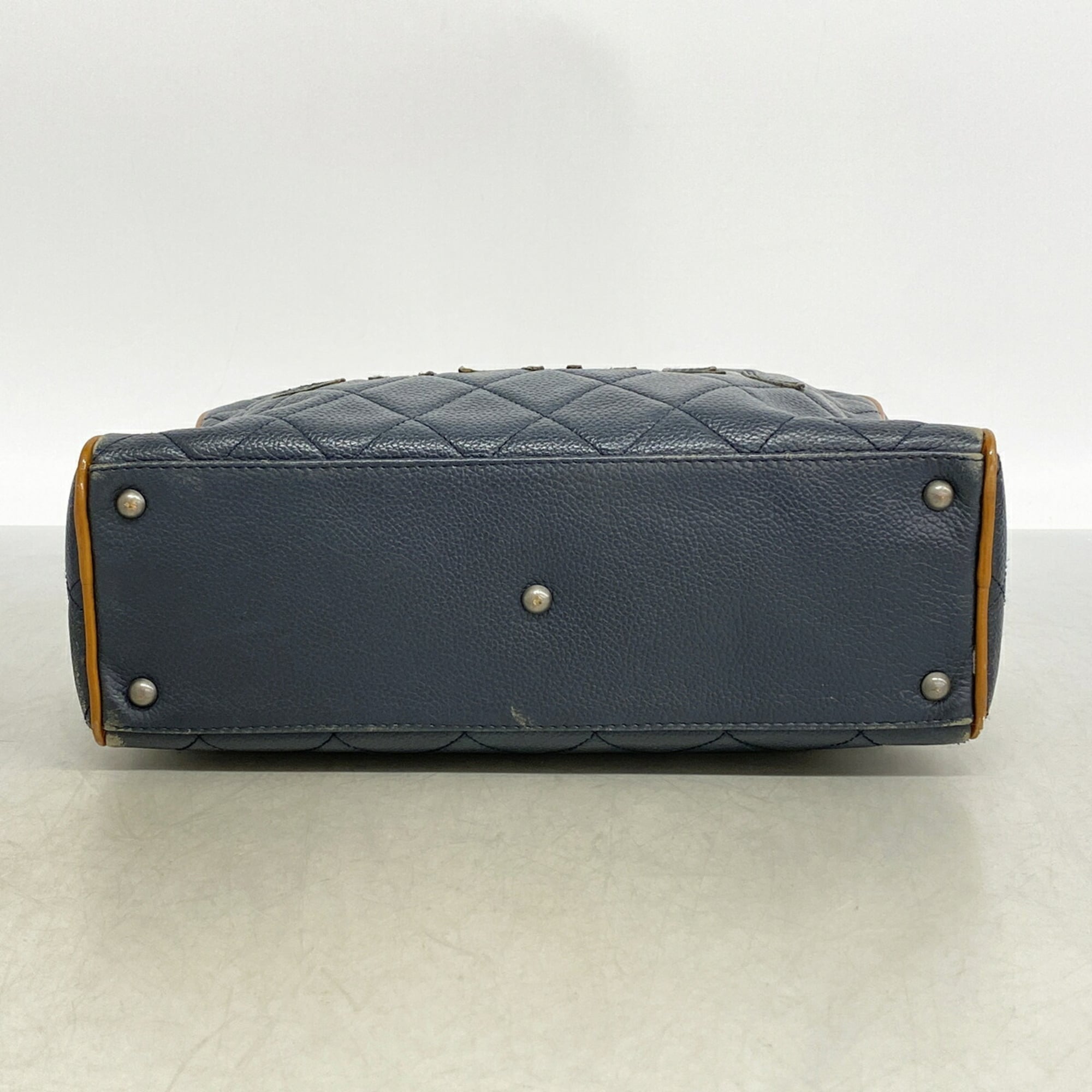 Chanel Navy Patent Leather Leather Handbag (Pre-Owned)
