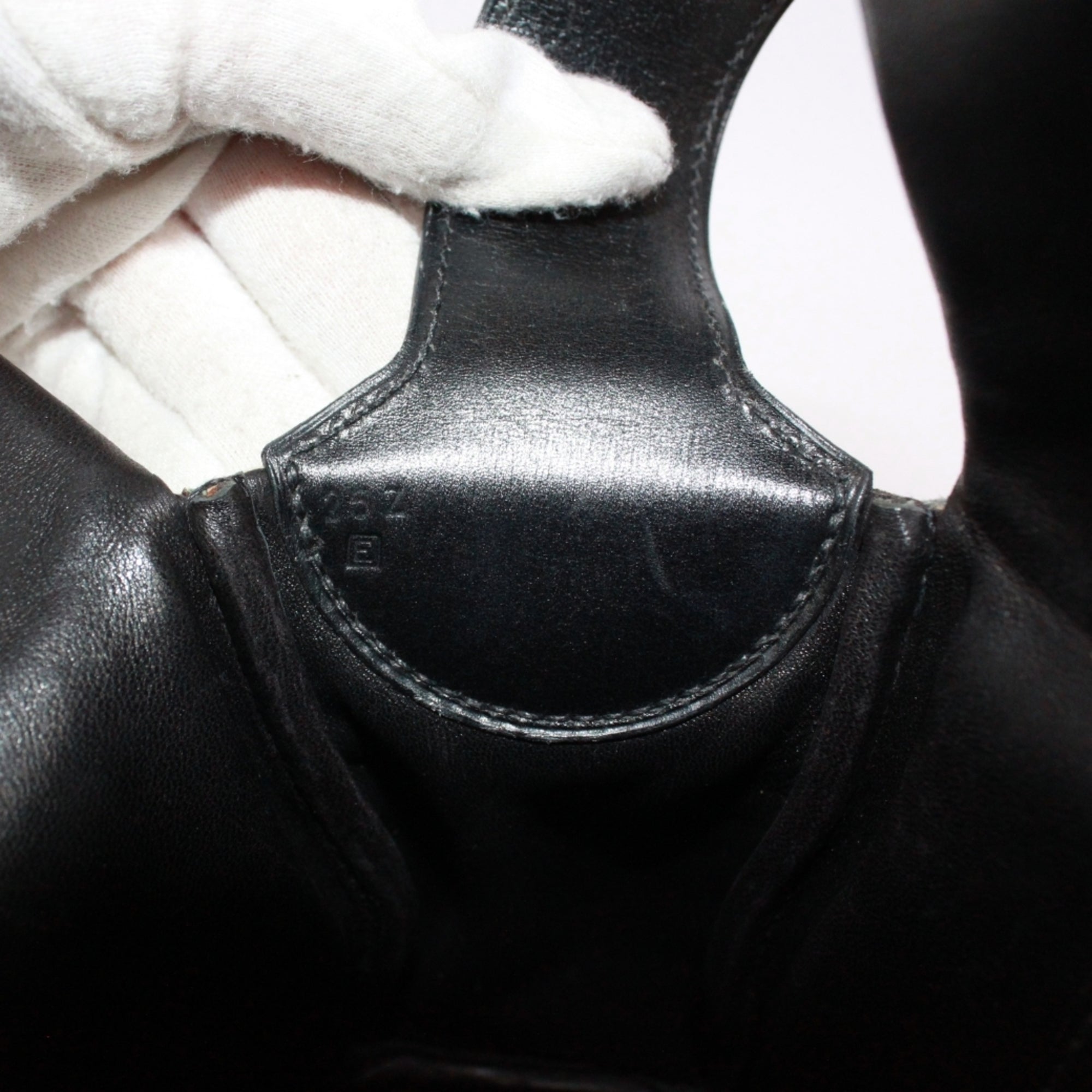 Hermes Black Green Vibrato Leather Leather Shoulder Bag (Pre-Owned)