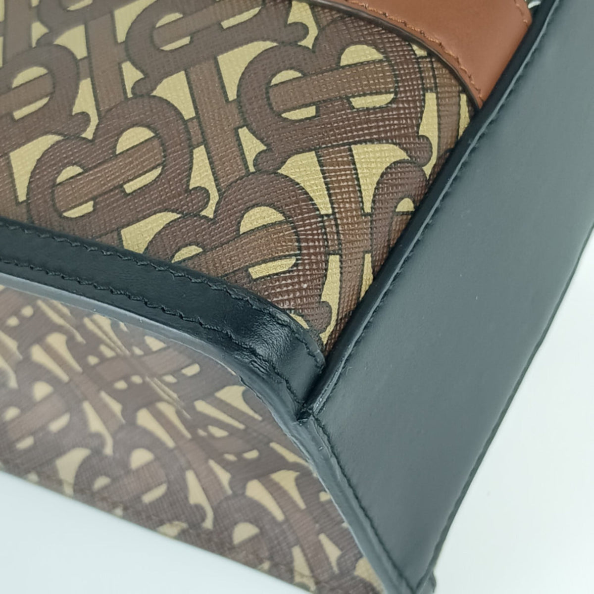 Burberry Brown Coated Canvas Leather Handbag Shoulder Bag Tote Bag (Pre-Owned)