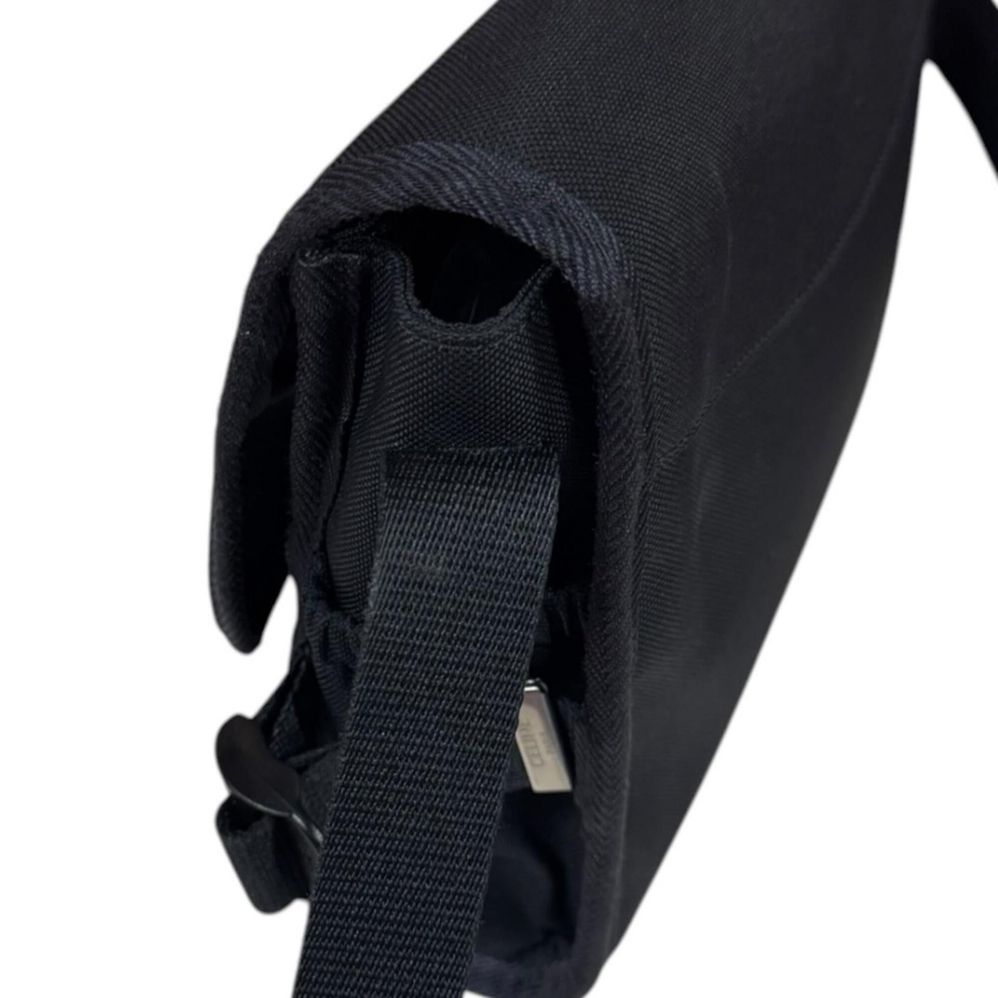 Celine Black Nylon Messenger Bag Shoulder Bag (Pre-Owned)