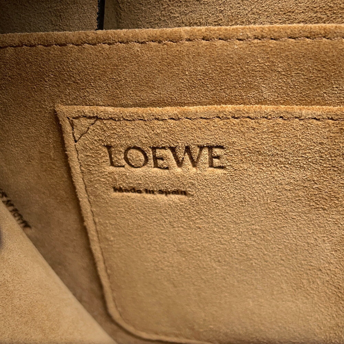 Loewe Olive Leather Handbag Shoulder Bag (Pre-Owned)