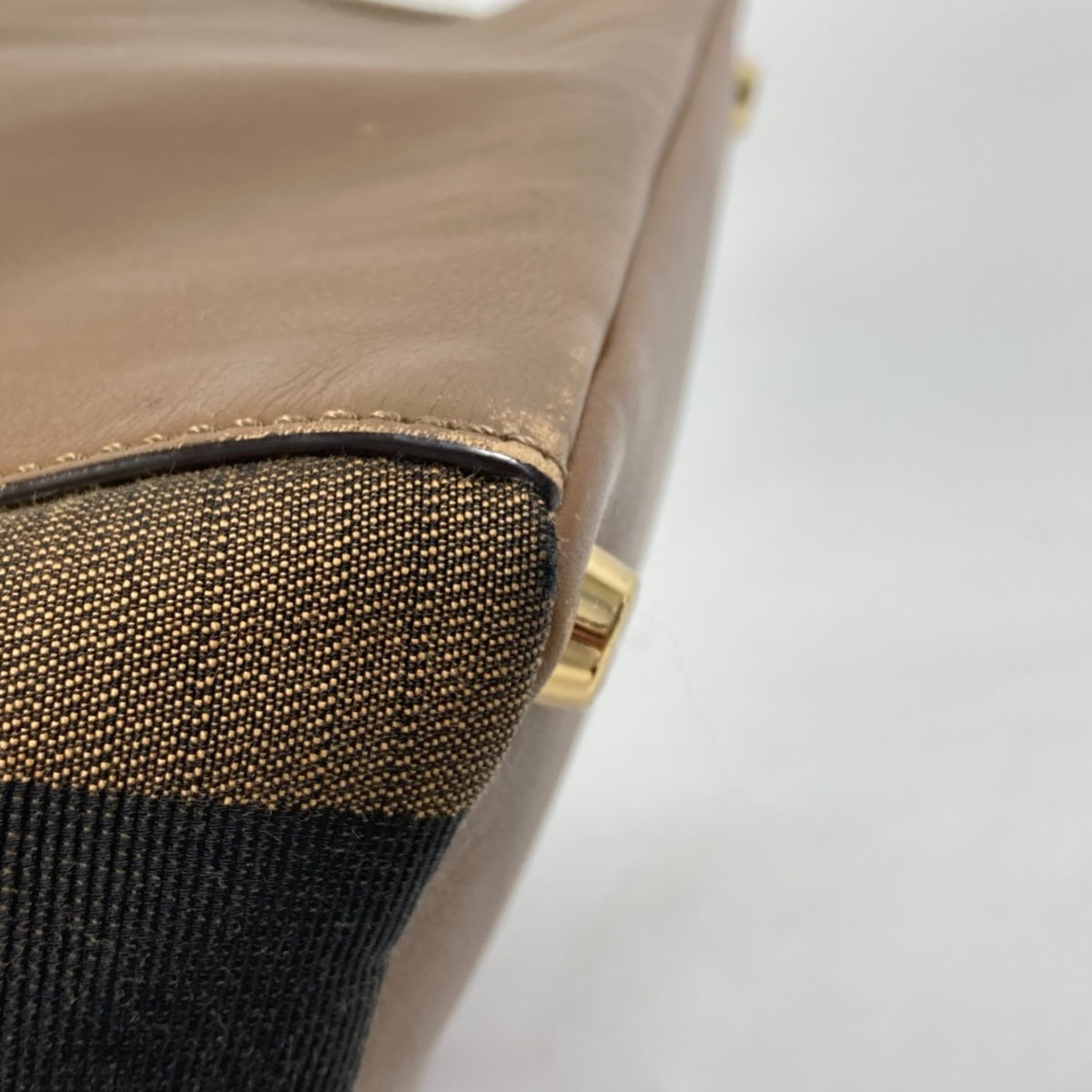 Fendi Brown Leather Handbag (Pre-Owned)