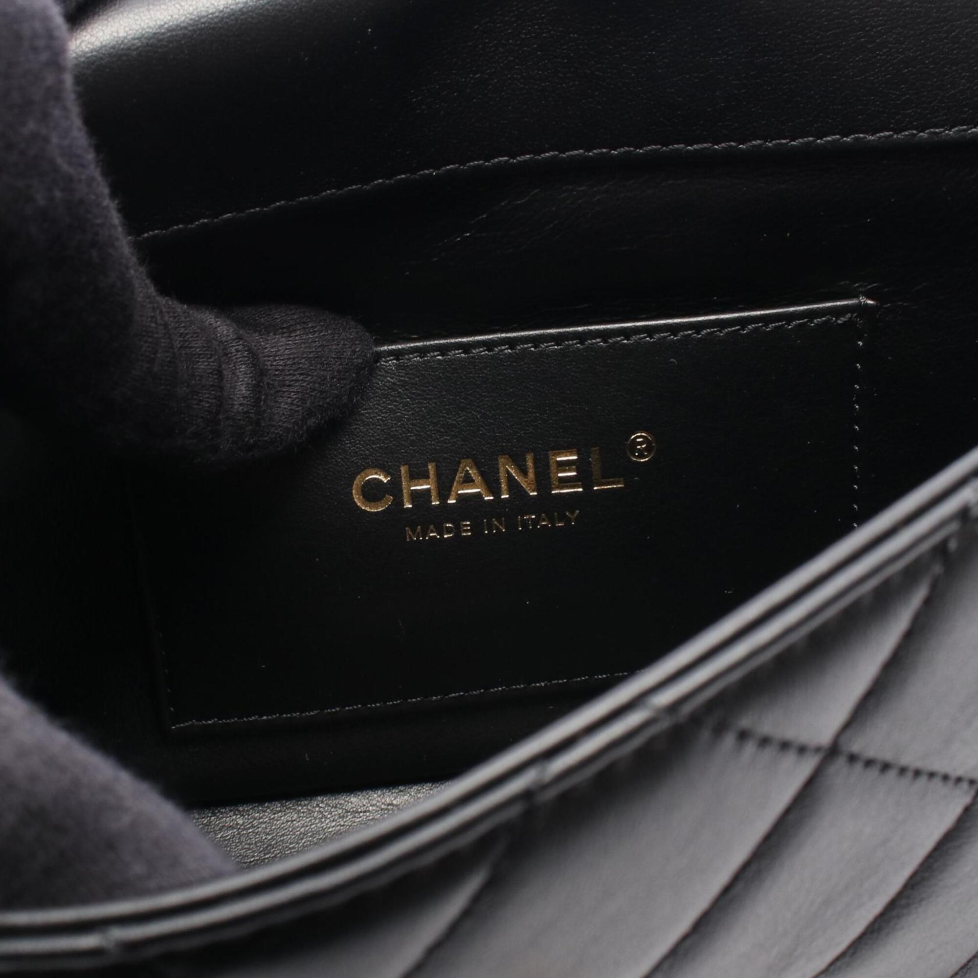Chanel Black Leather Handbag Shoulder Bag (Pre-Owned)