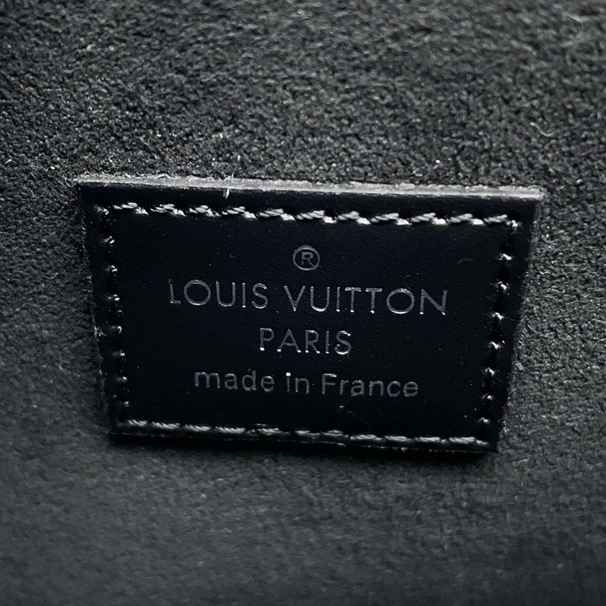 Louis Vuitton Black Noir Epi Leather Handbag Pochette (Pre-Owned)