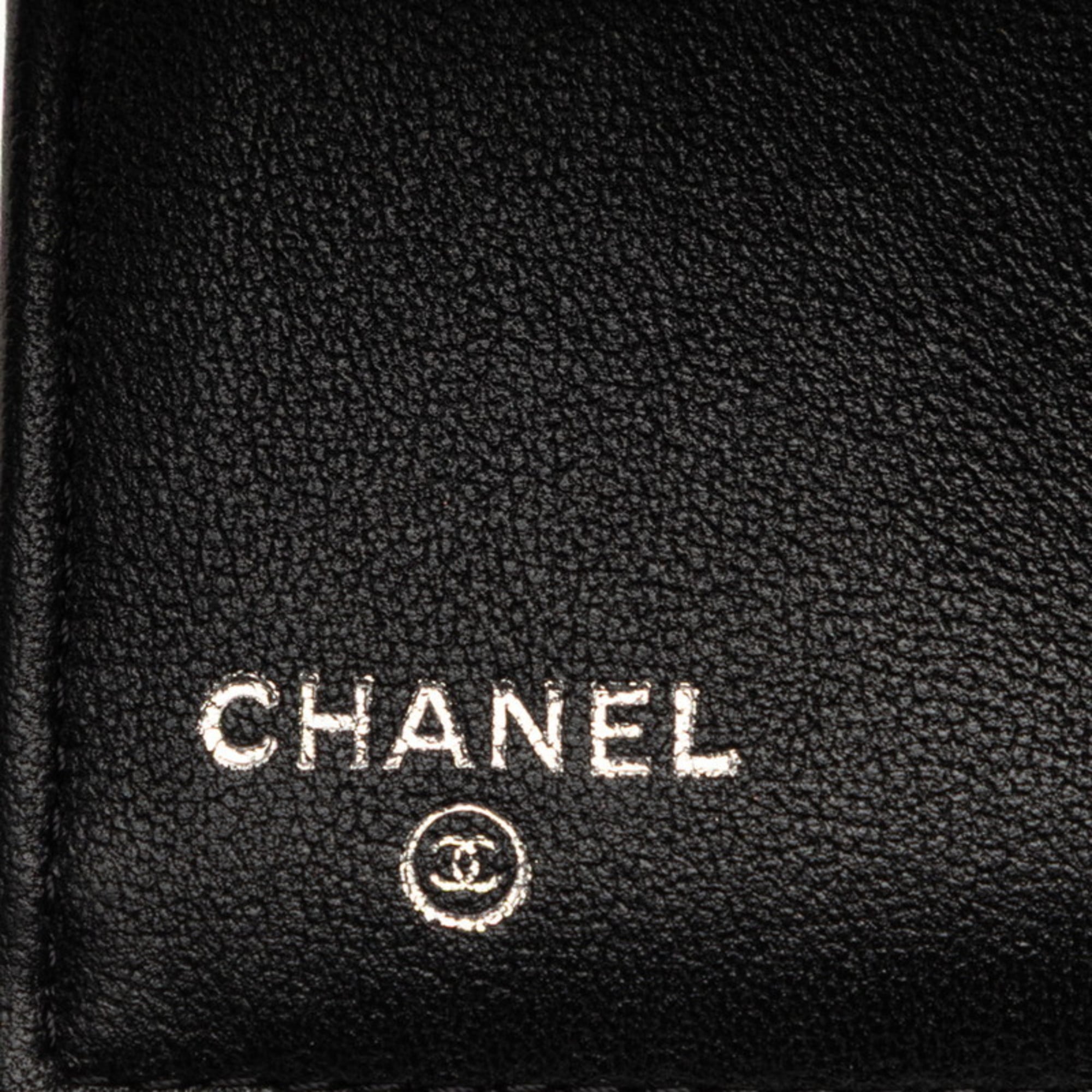 Chanel Matelasse Black Leather Wallet (Tri-Fold) (Pre-Owned)