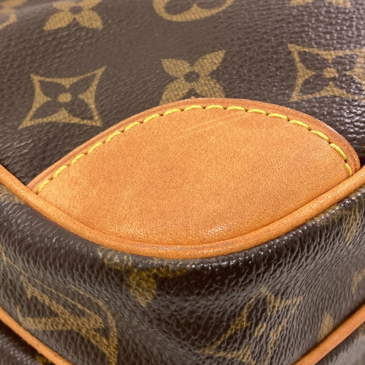 Louis Vuitton Brown Monogram Monogram Canvas Shoulder Bag (Pre-Owned)