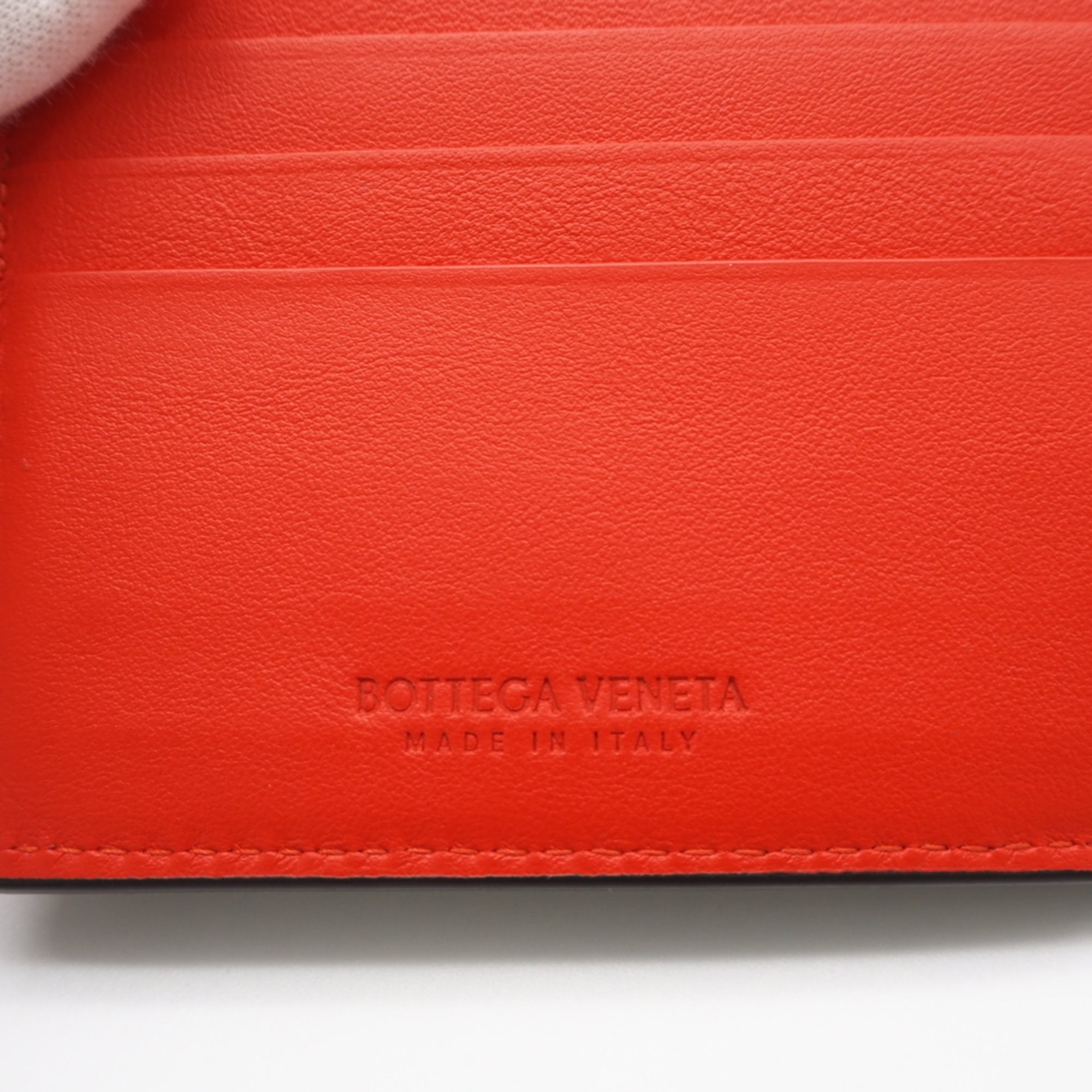 Bottega Veneta Intrecciato Brown Red Color Leather Wallet (Bi-Fold) (Pre-Owned)