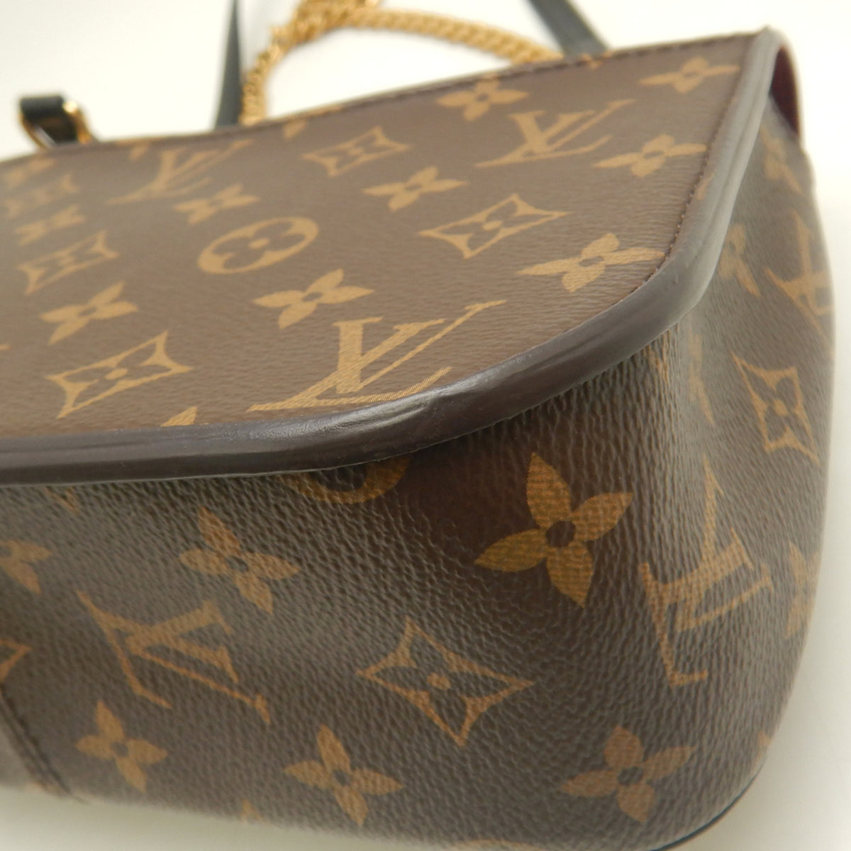 Louis Vuitton Brown Monogram Monogram Shoulder Bag (Pre-Owned)
