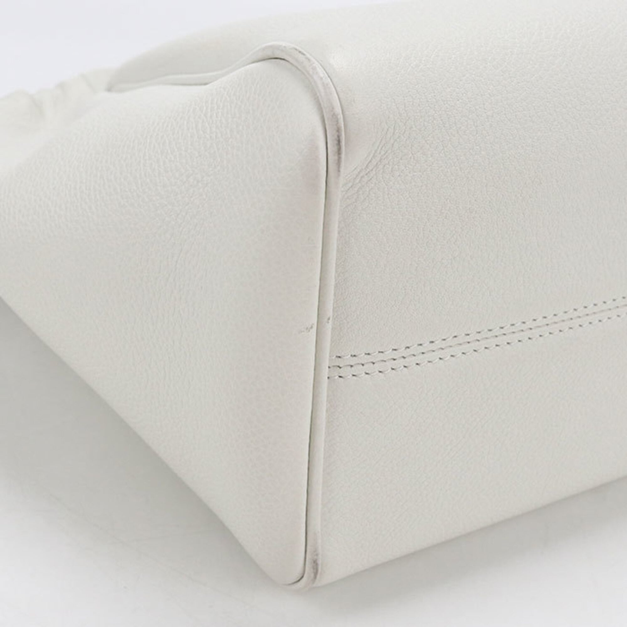 Celine White Leather Handbag (Pre-Owned)