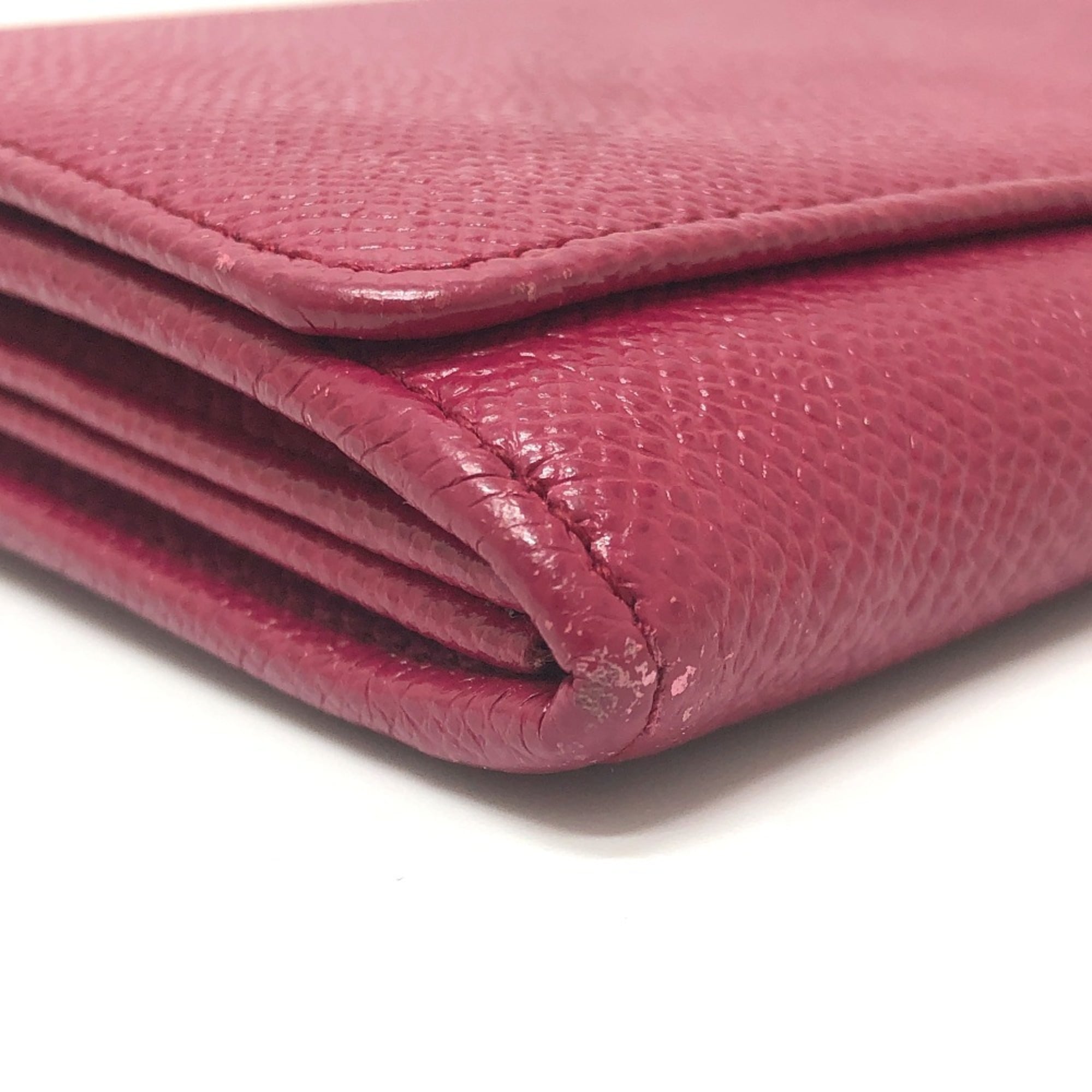 Bvlgari Red Color Leather Wallet (Bi-Fold) (Pre-Owned)