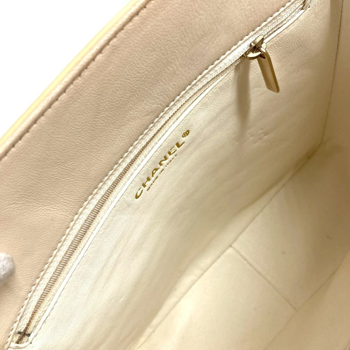 Chanel Beige Handbag Tote Bag (Pre-Owned)