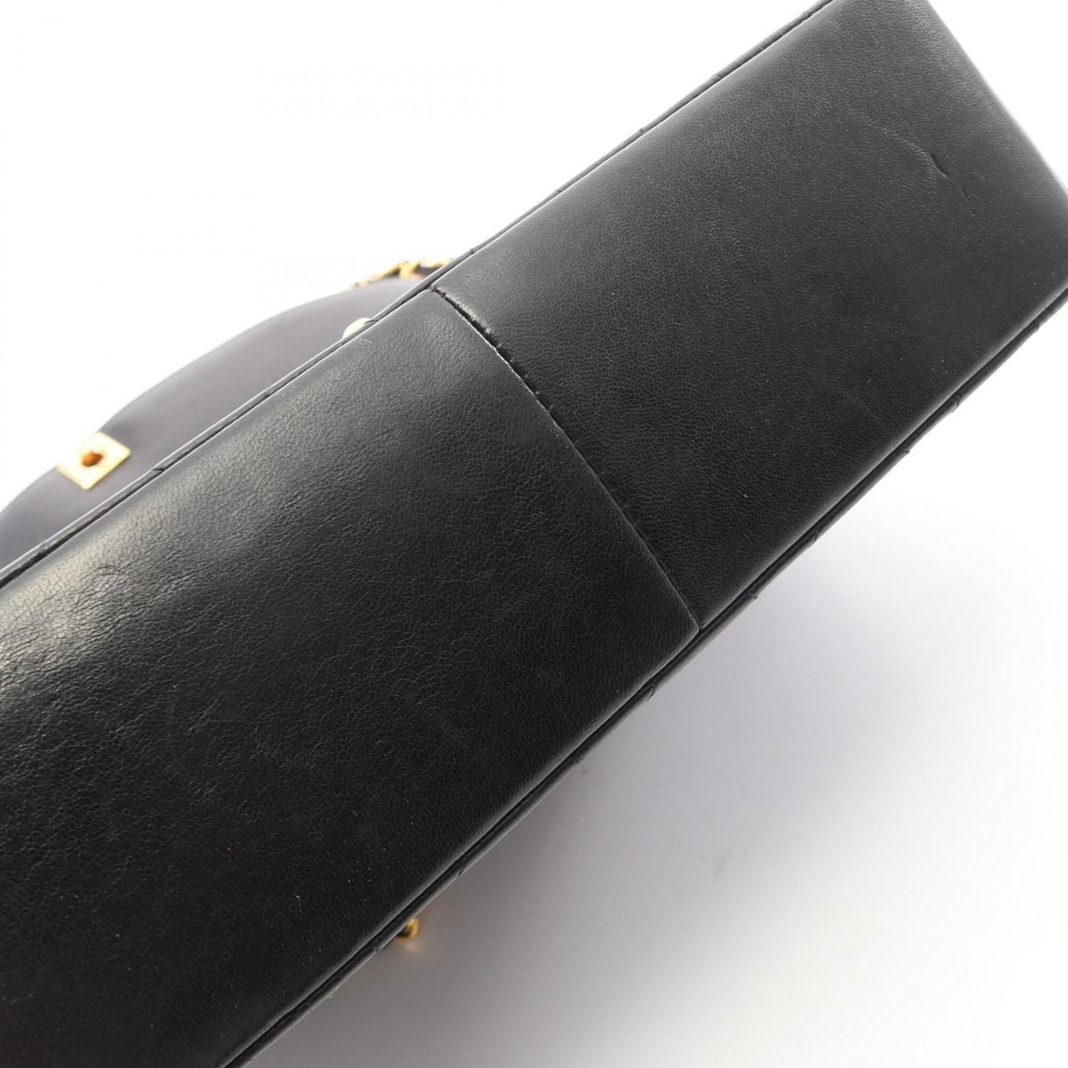 Chanel Black Leather Handbag Shoulder Bag (Pre-Owned)