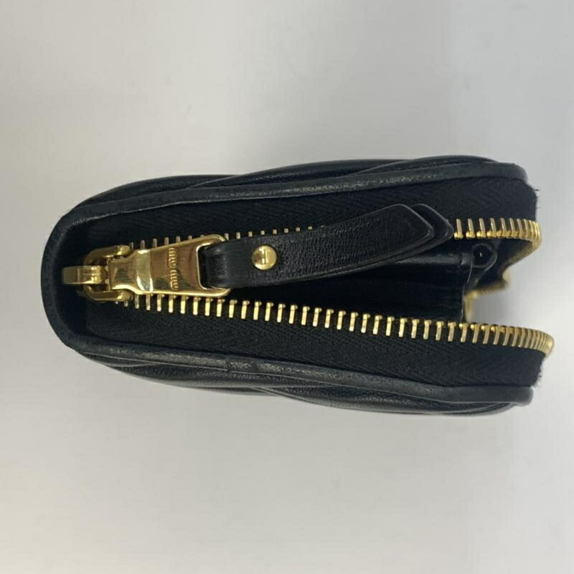 Miu Miu Matelasse Black Long Wallet (Bi-Fold) (Pre-Owned)