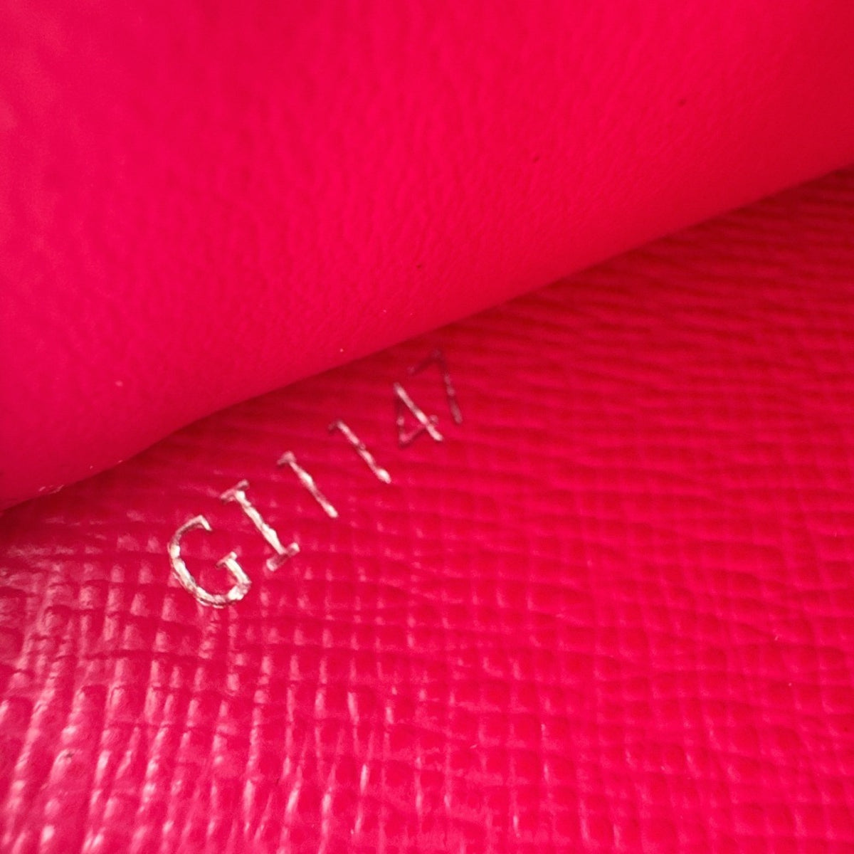 Louis Vuitton Epi Black Pink Epi Leather Long Wallet (Bi-Fold) (Pre-Owned)