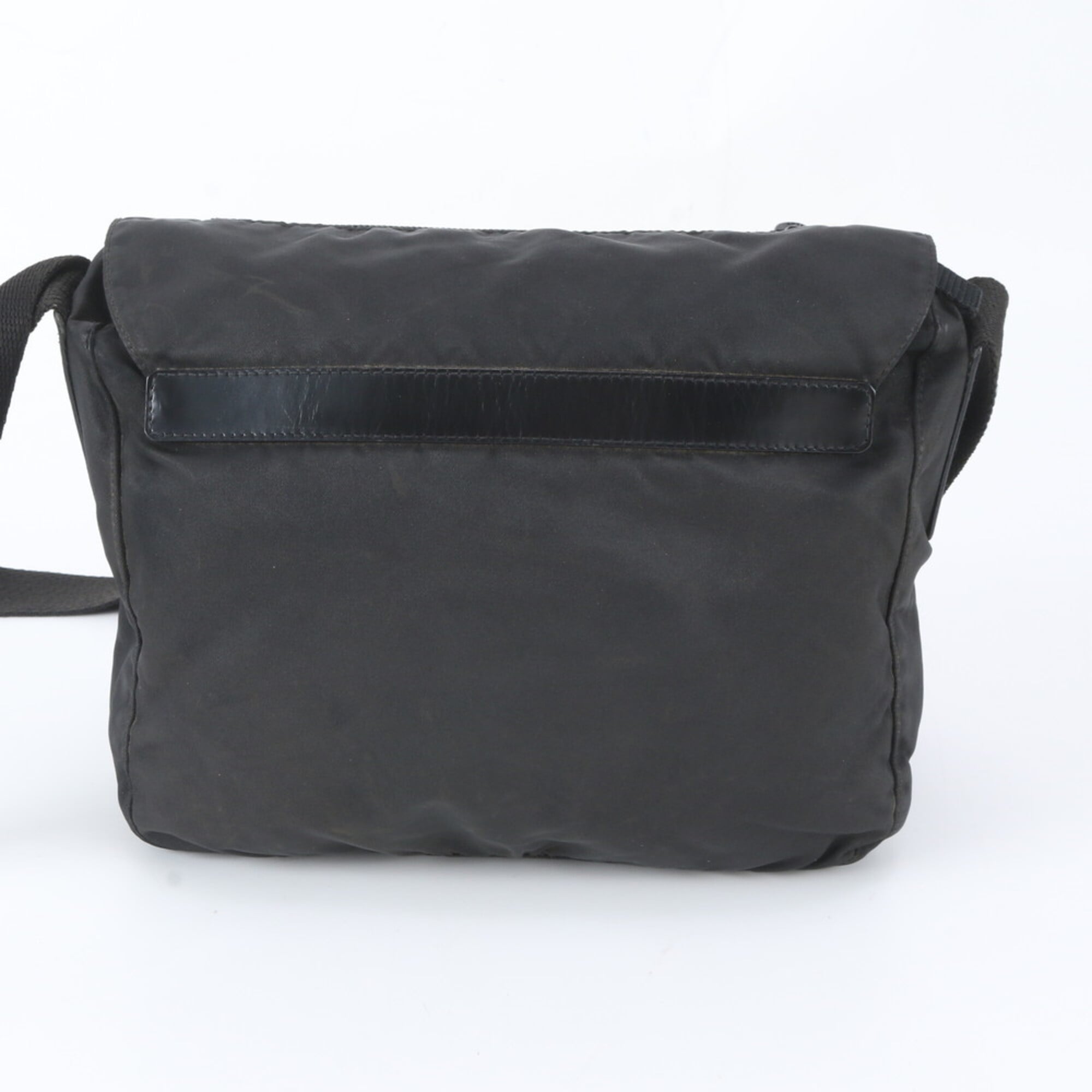 Prada Black Nylon Leather Messenger Bag Shoulder Bag (Pre-Owned)